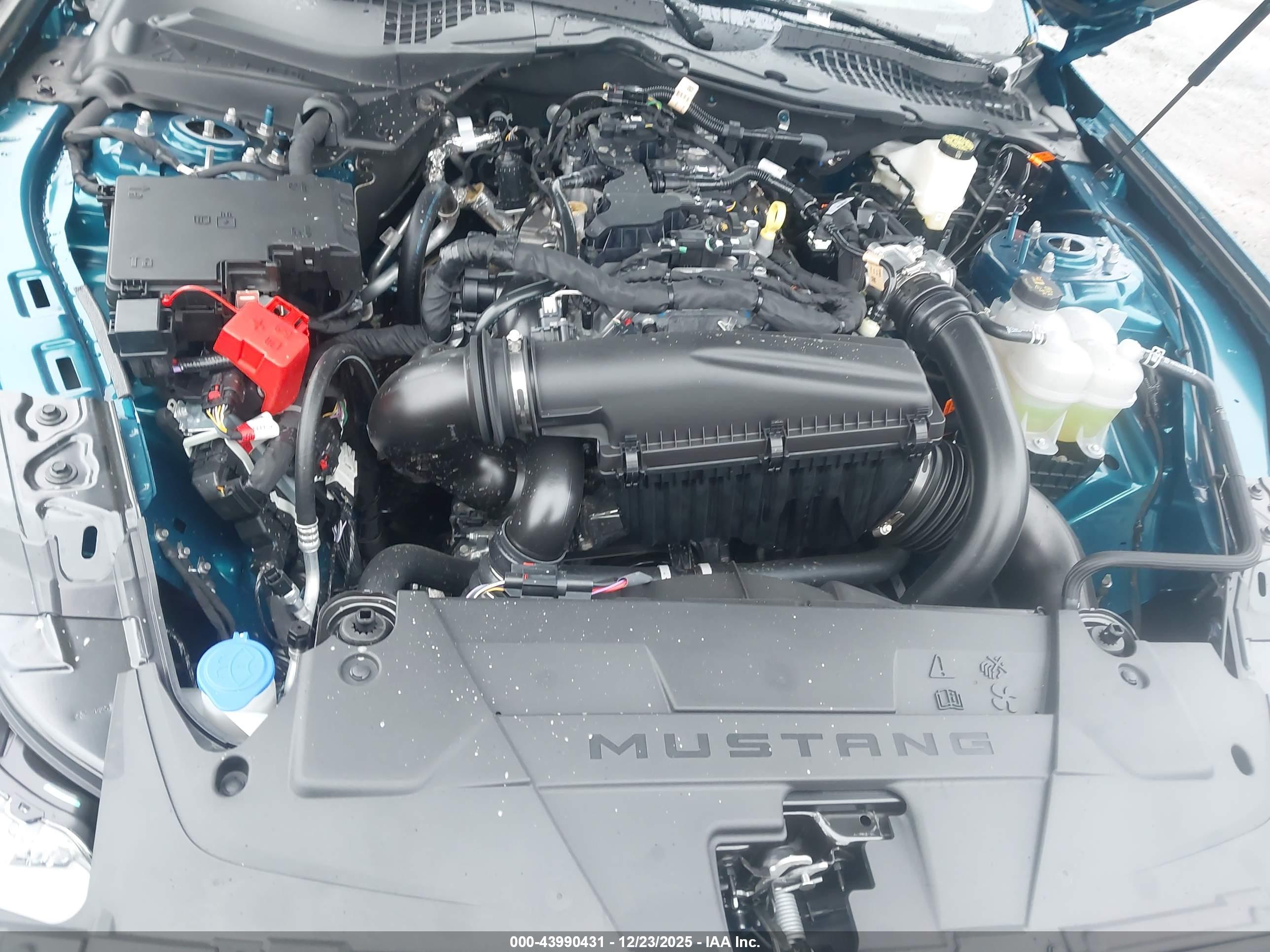 FORD MUSTANG image 10