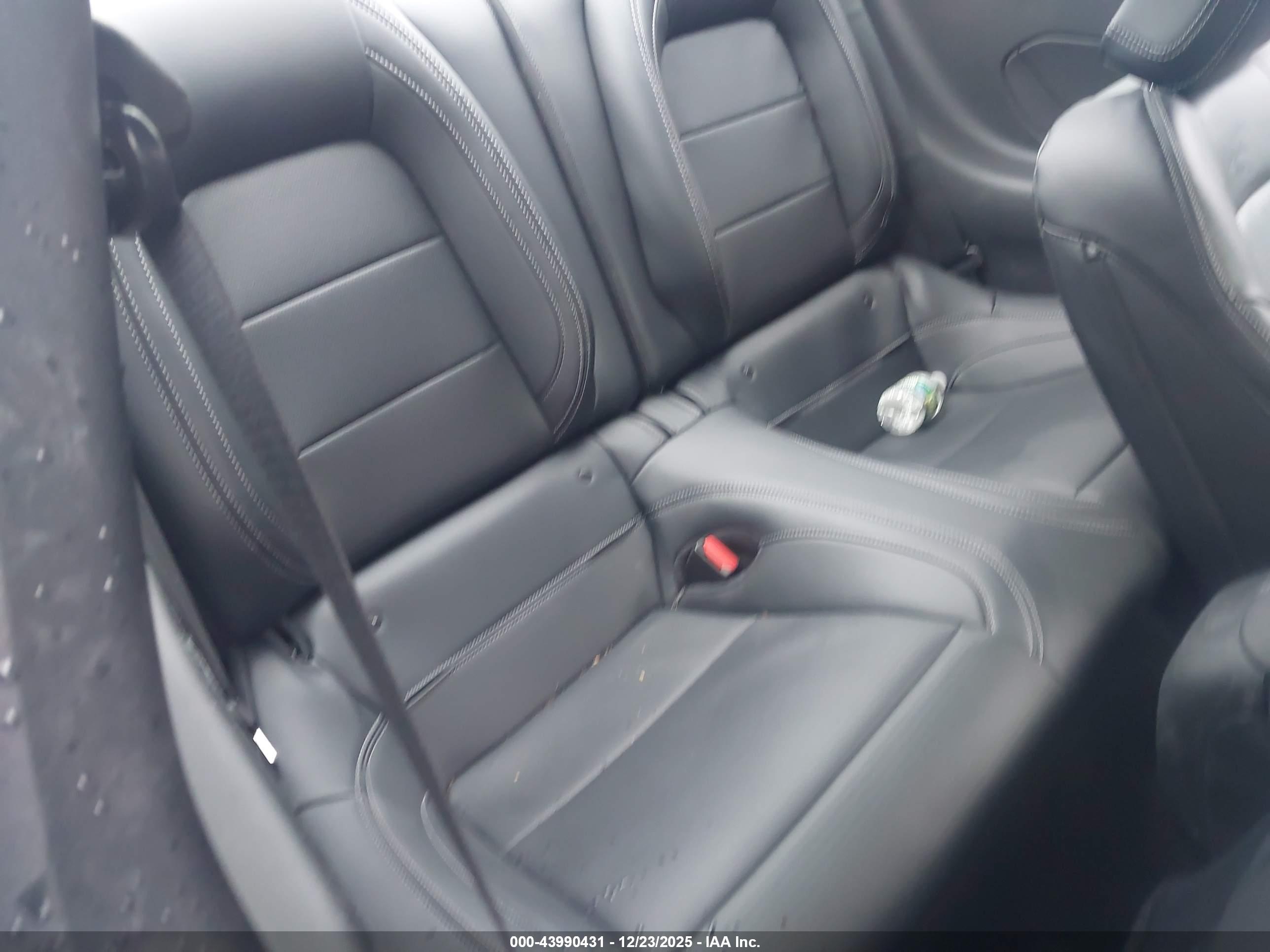 FORD MUSTANG image 8