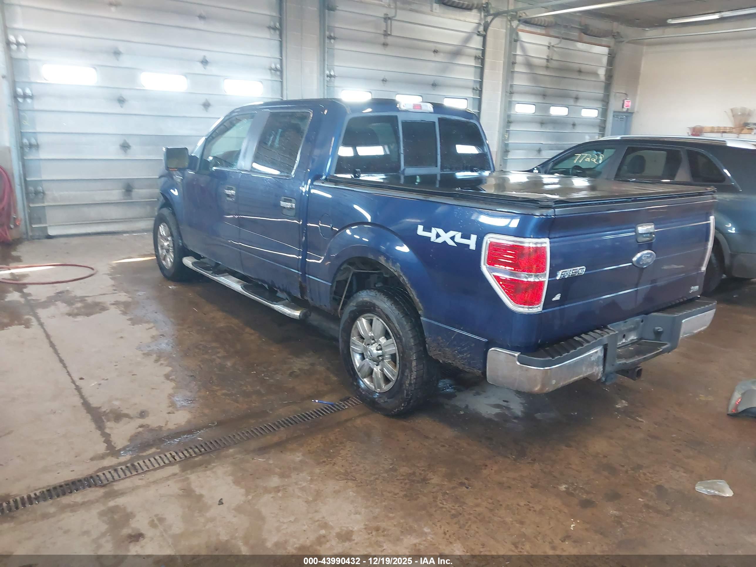 FORD F-150 image 3