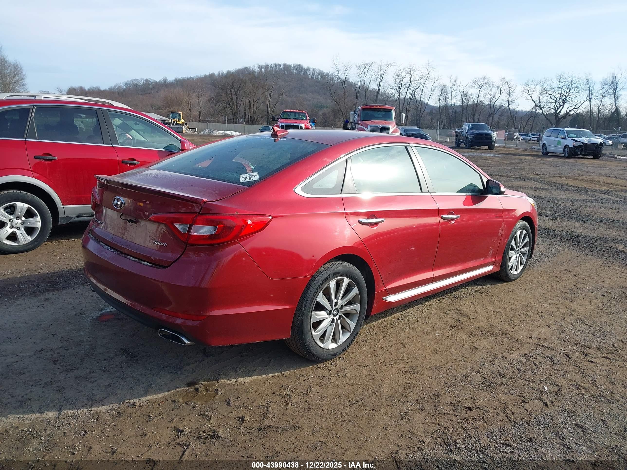 HYUNDAI SONATA image 4