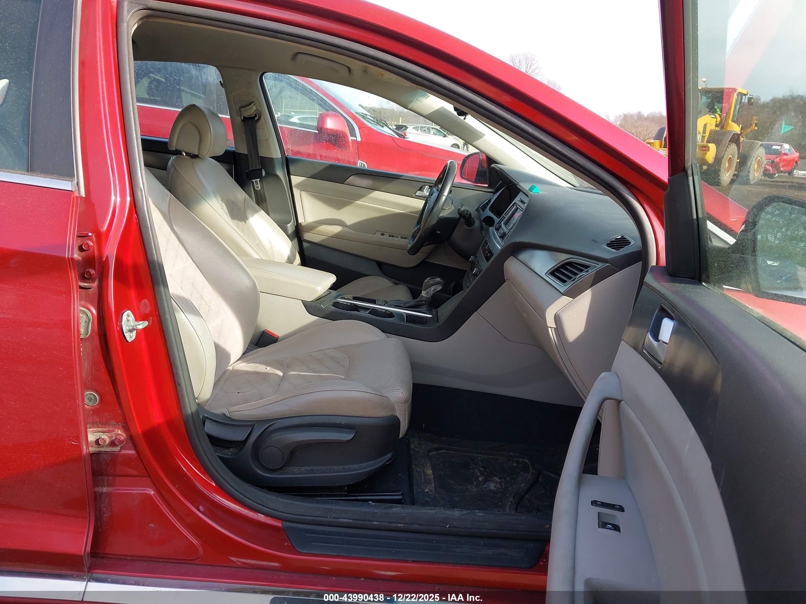 HYUNDAI SONATA image 5
