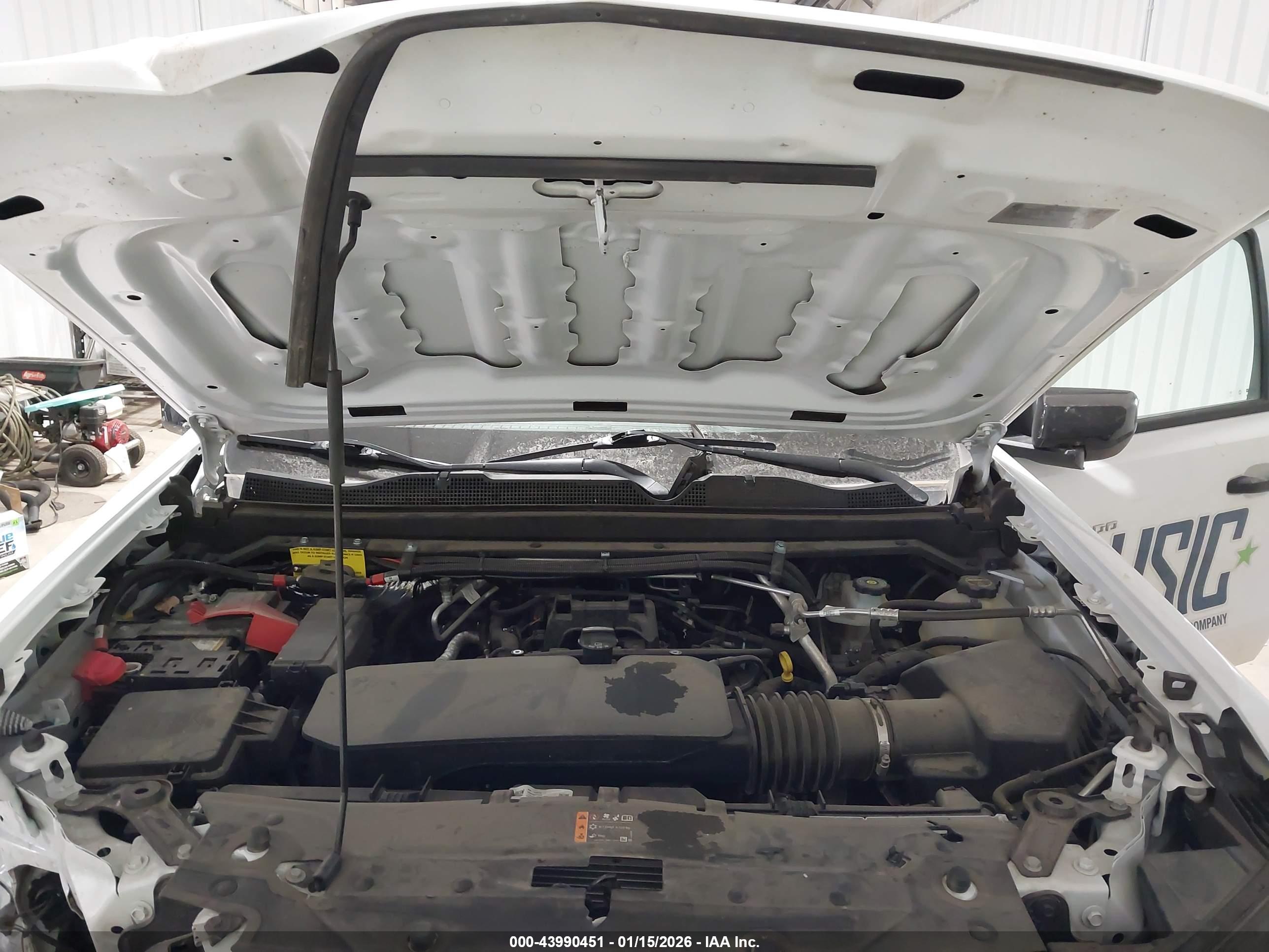 CHEVROLET COLORADO image 10
