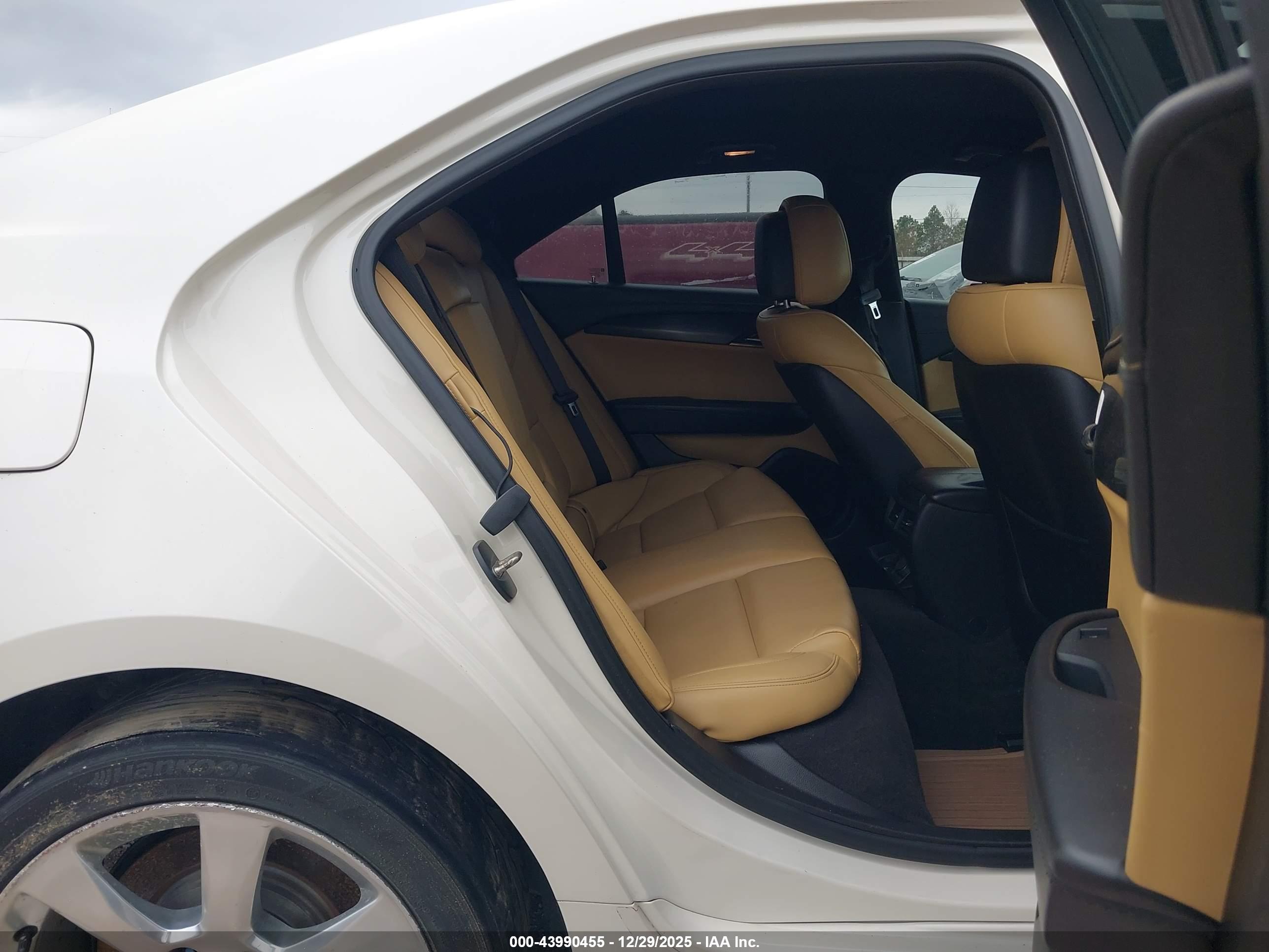 CADILLAC ATS image 8