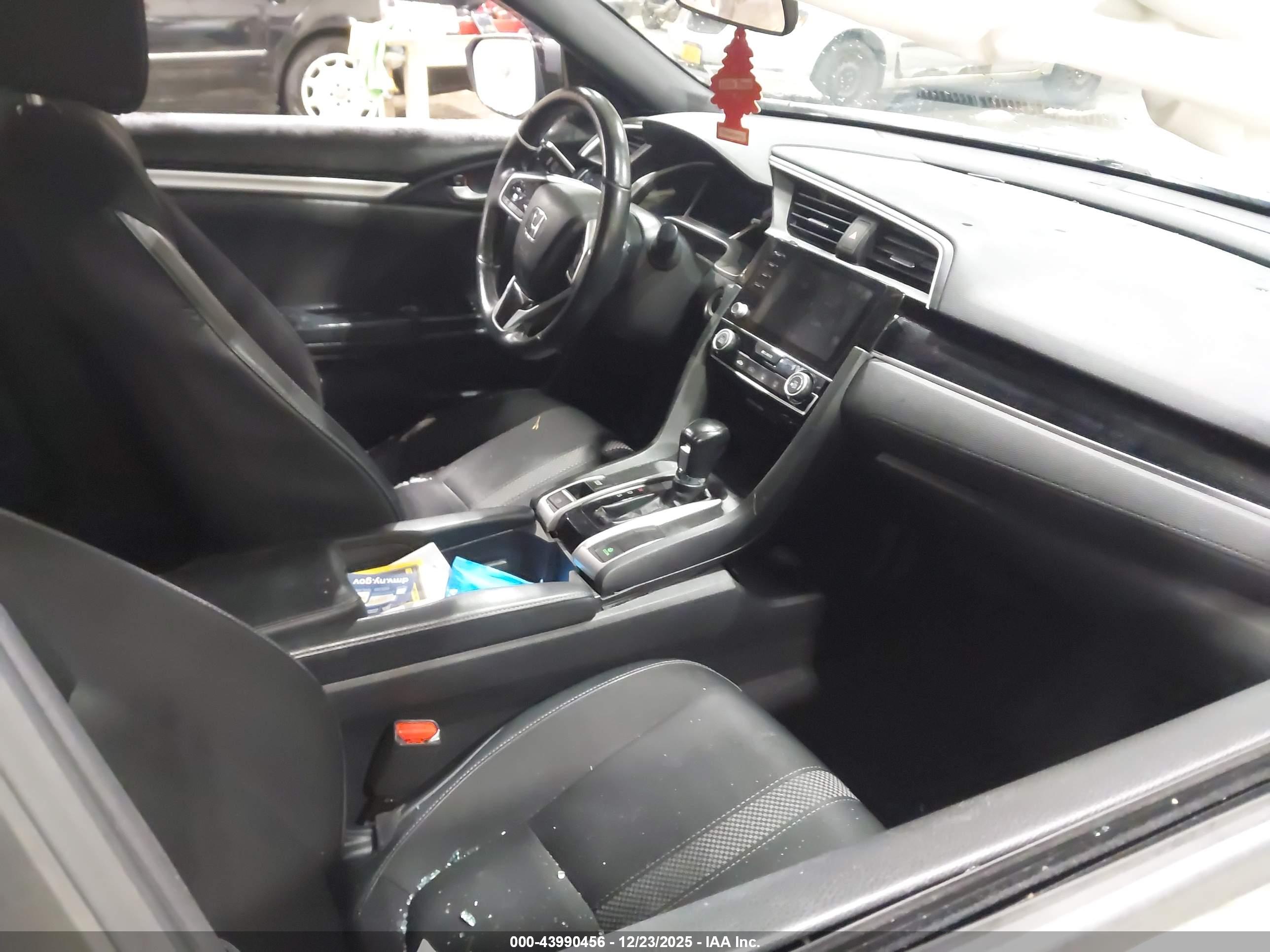 HONDA CIVIC image 5