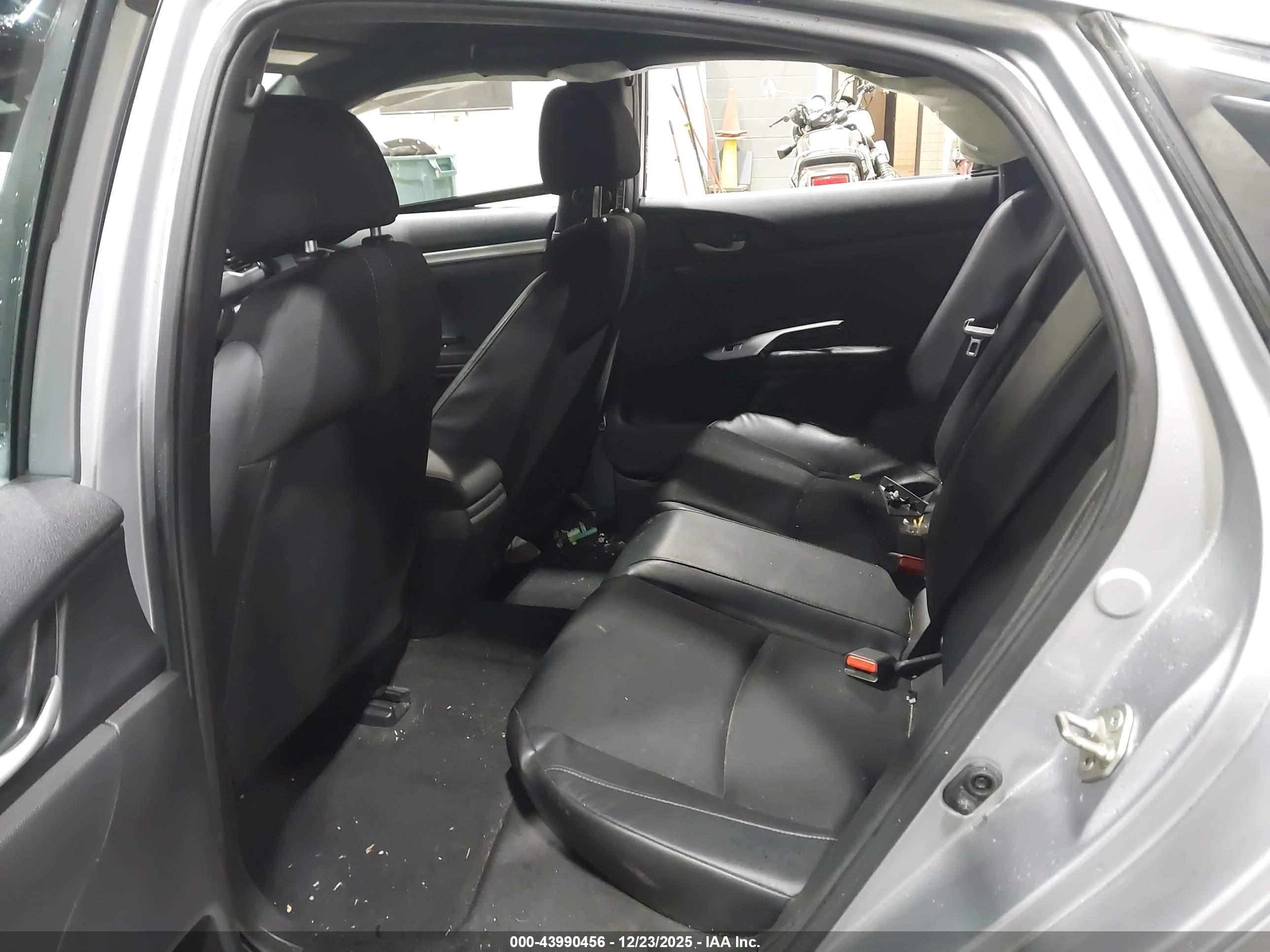 HONDA CIVIC image 8