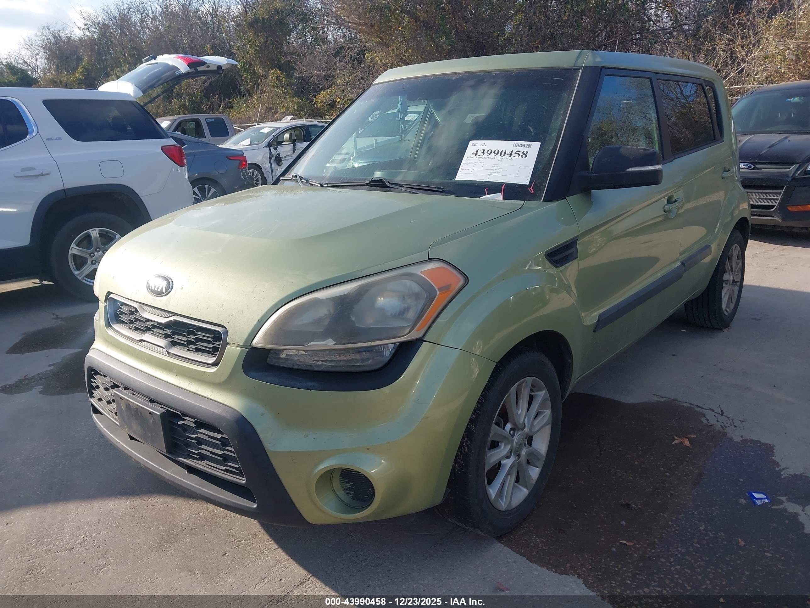 KIA SOUL image 2