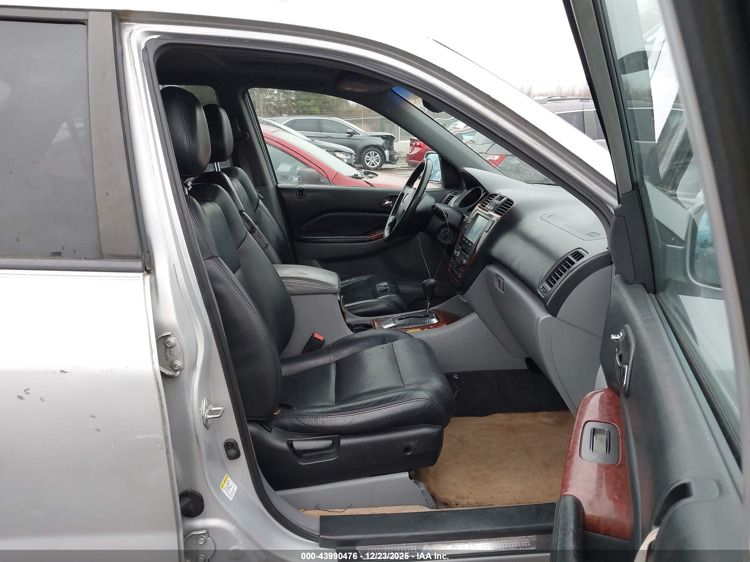 ACURA MDX image 5
