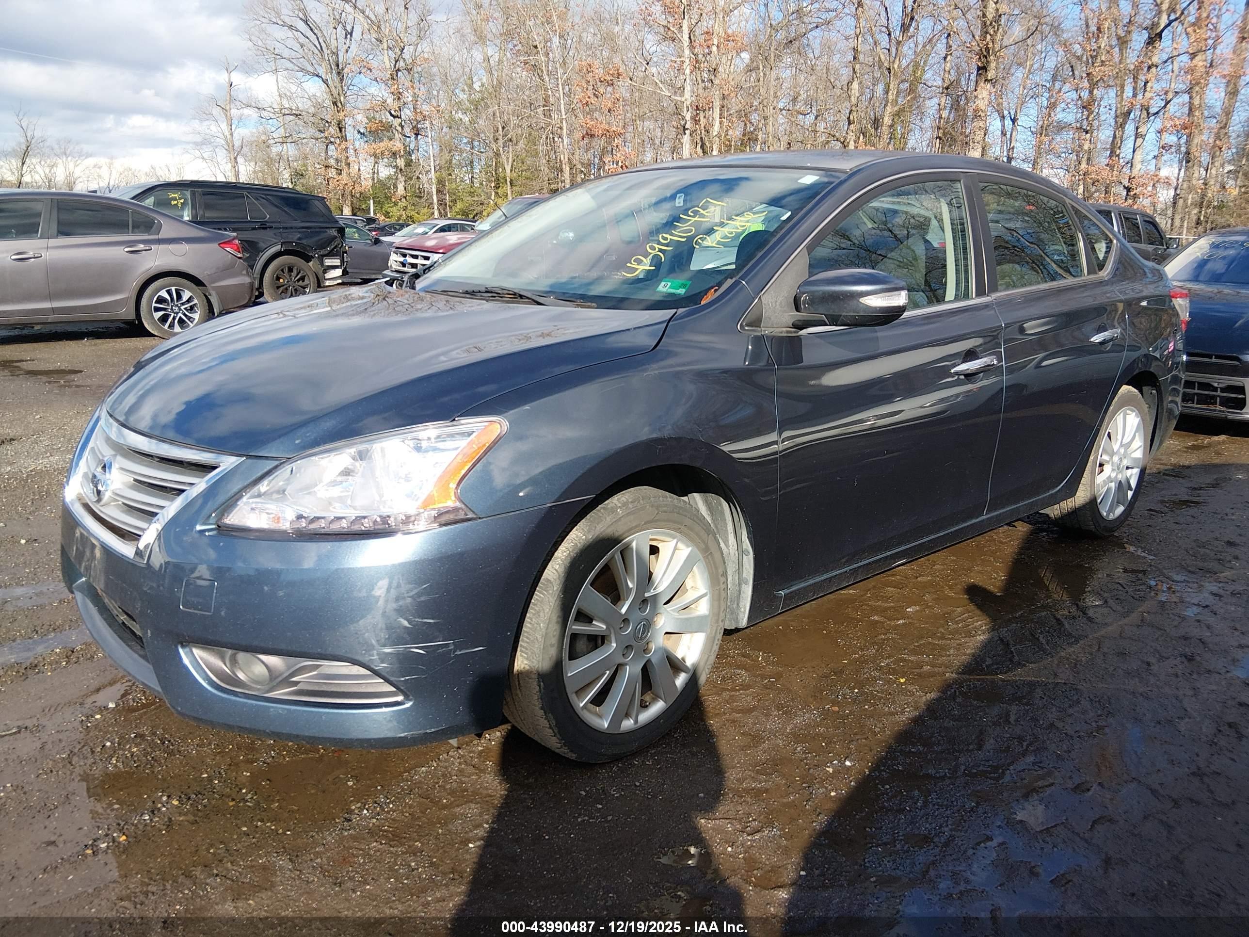 NISSAN SENTRA image 2
