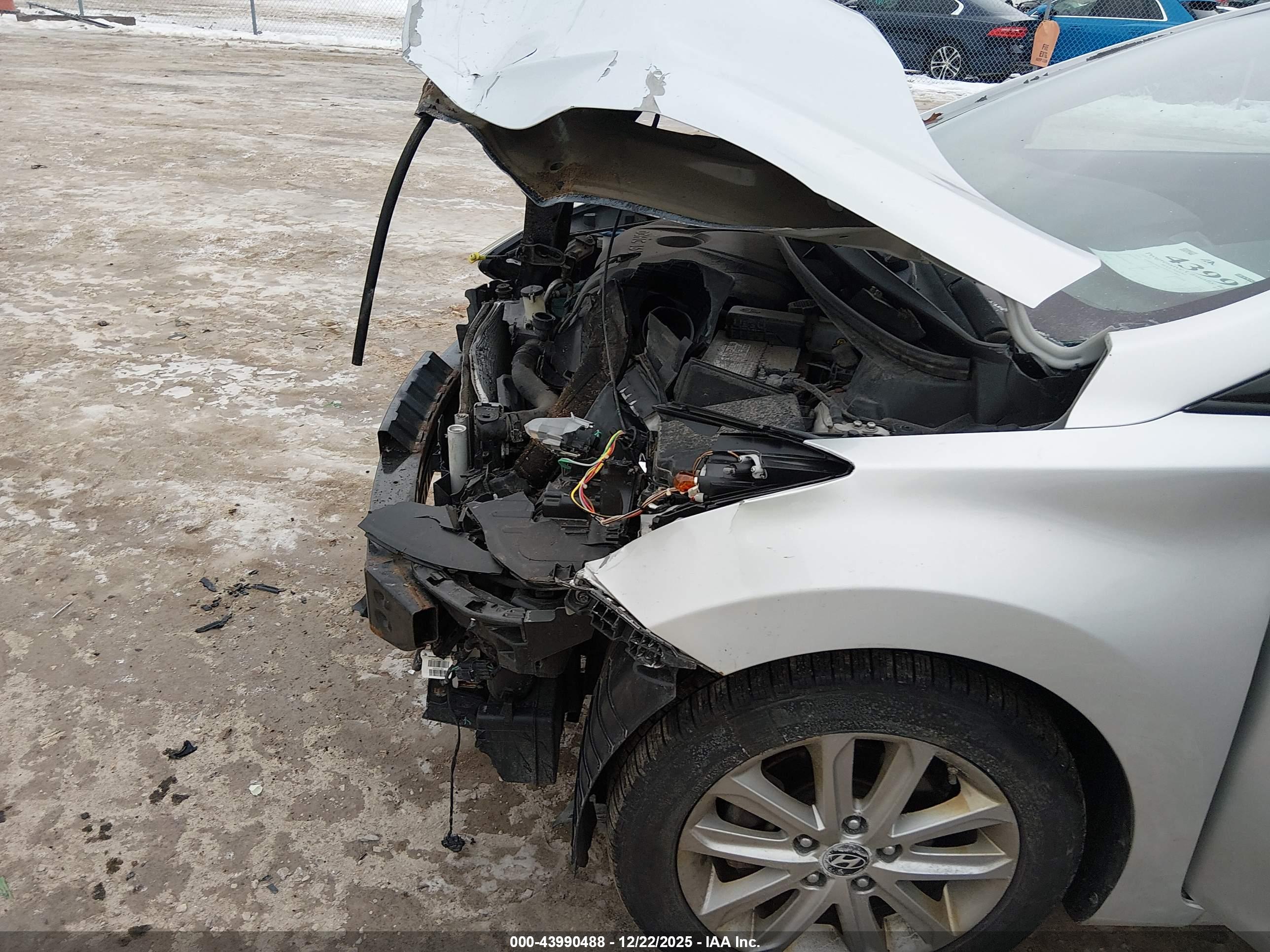 HYUNDAI ELANTRA image 6