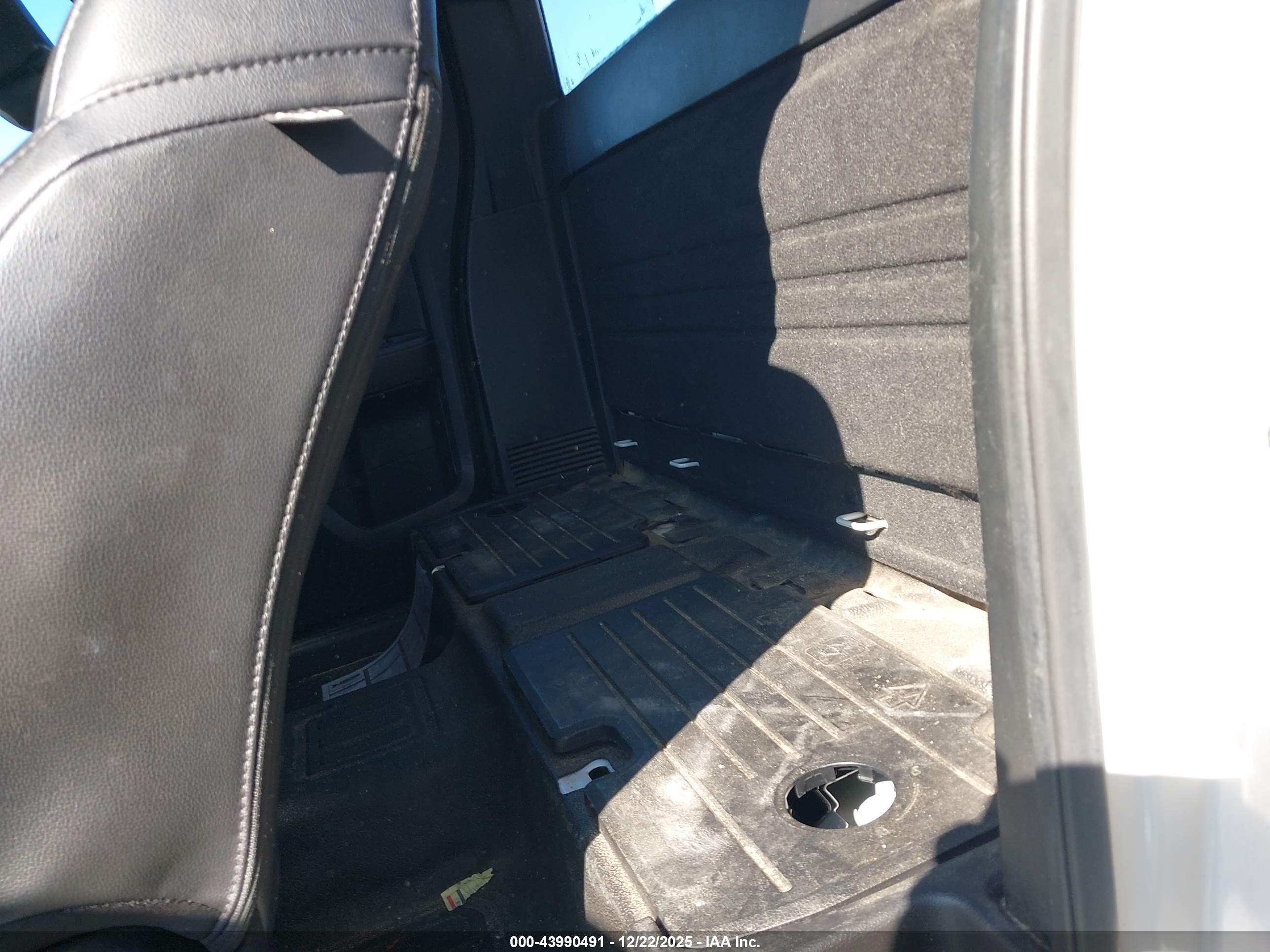 FORD RANGER image 8