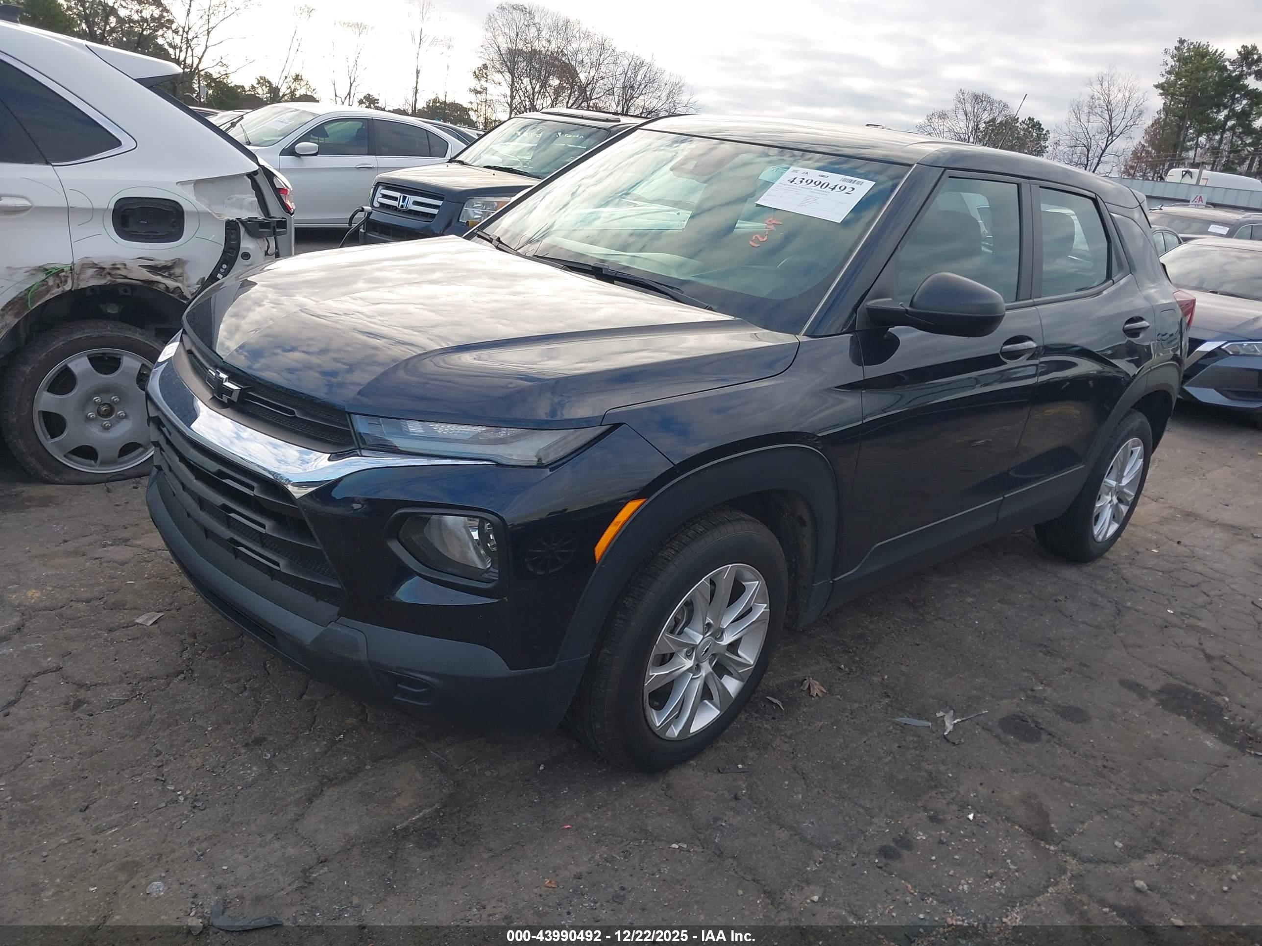 CHEVROLET TRAILBLAZER image 2