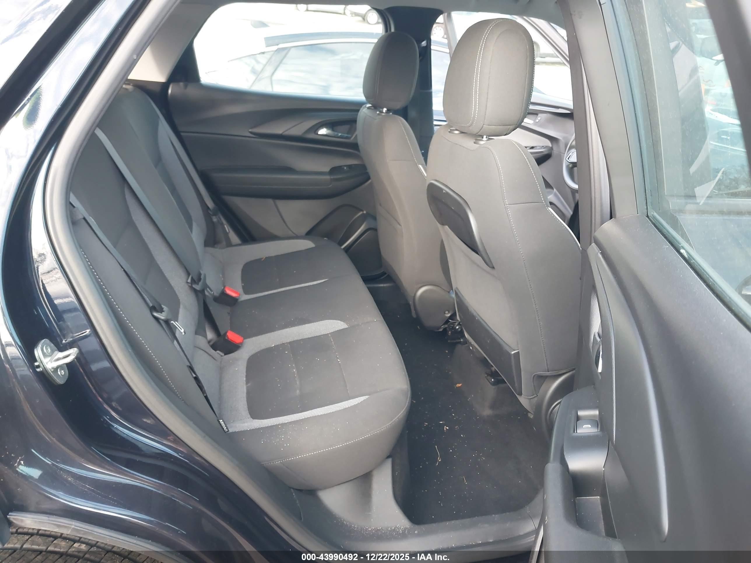 CHEVROLET TRAILBLAZER image 8