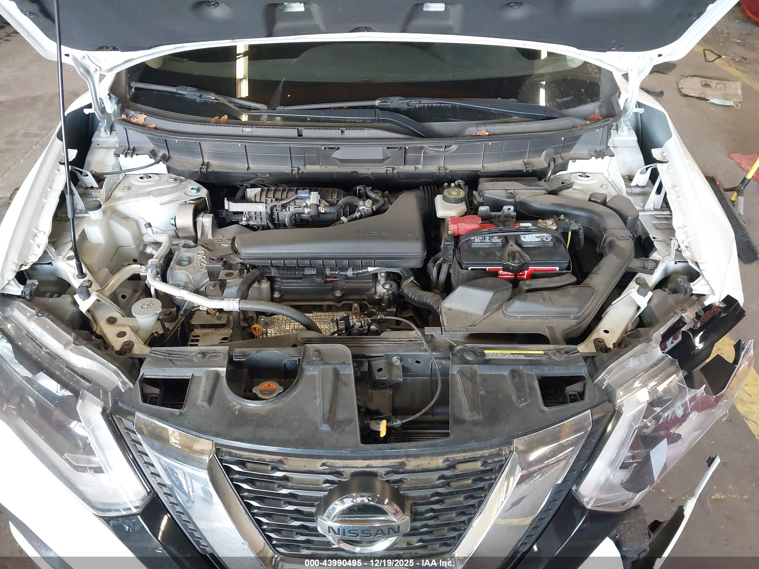NISSAN ROGUE image 10