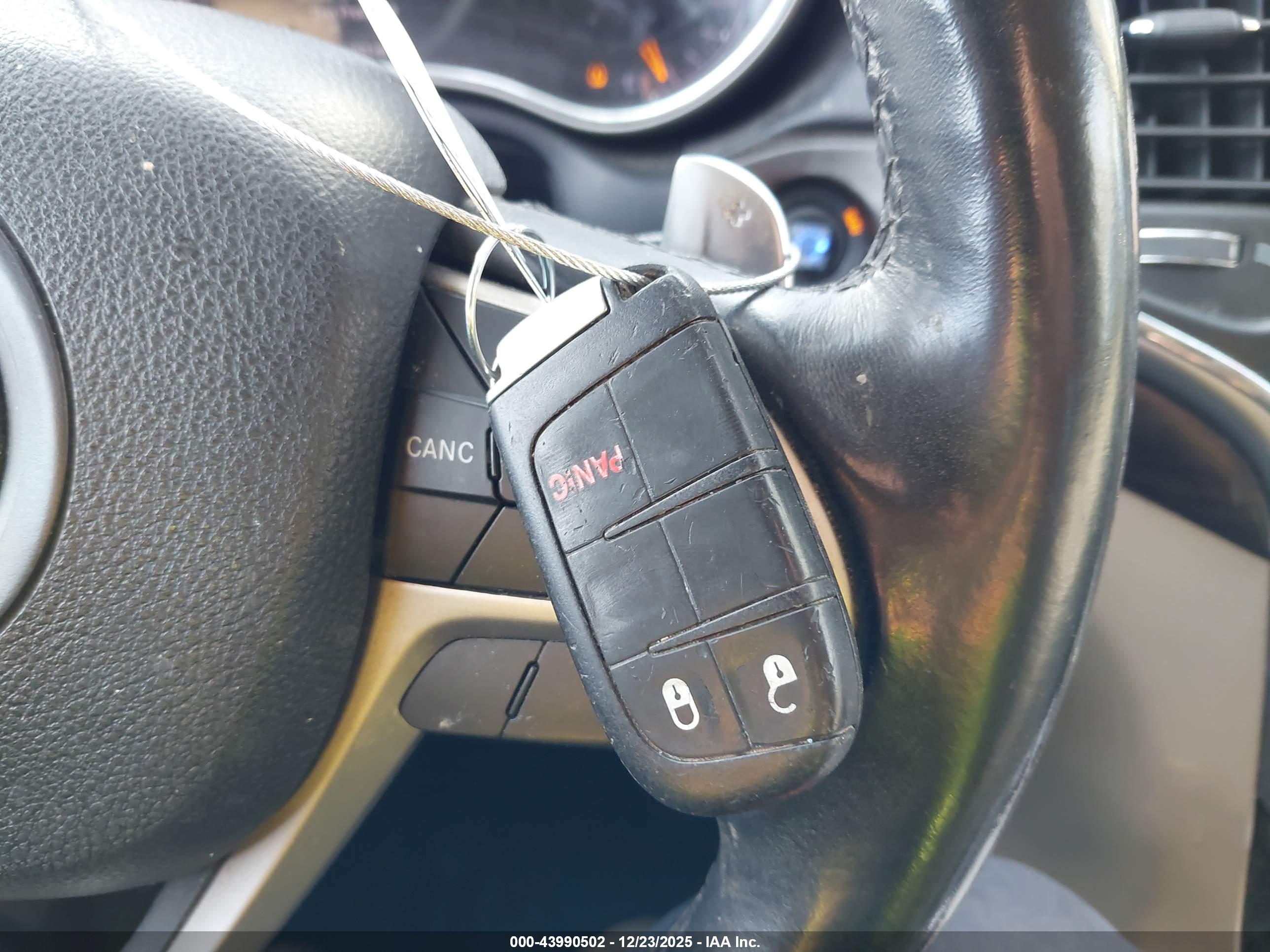 JEEP GRAND image 11