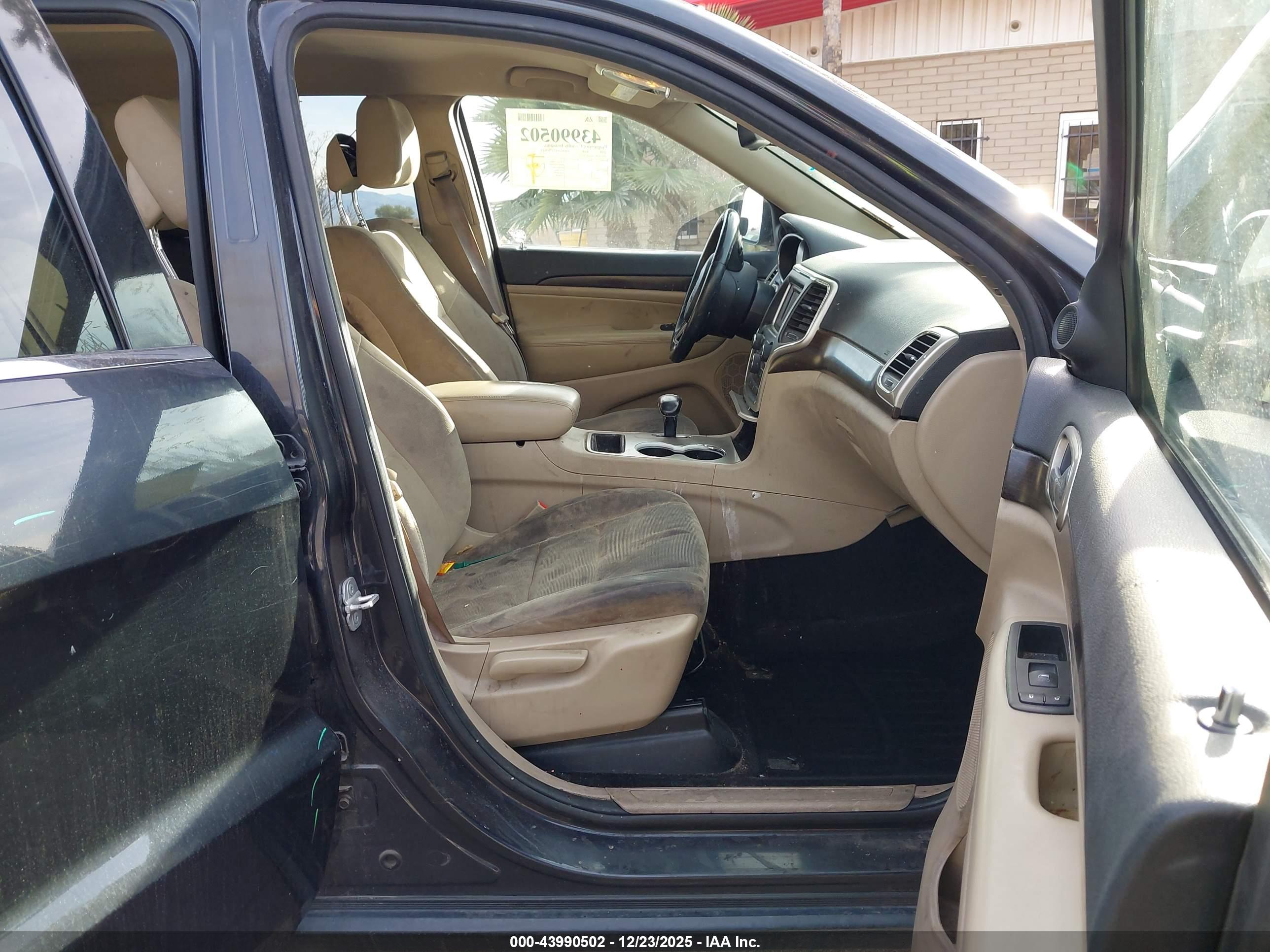 JEEP GRAND image 5