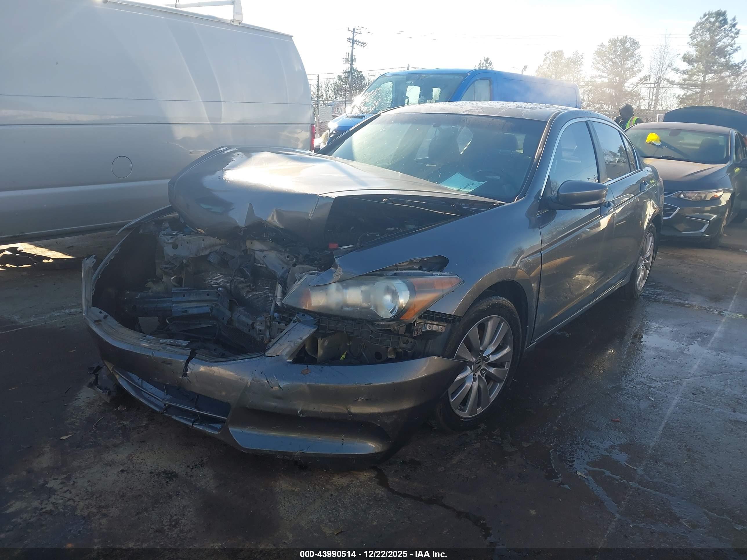 HONDA ACCORD image 2