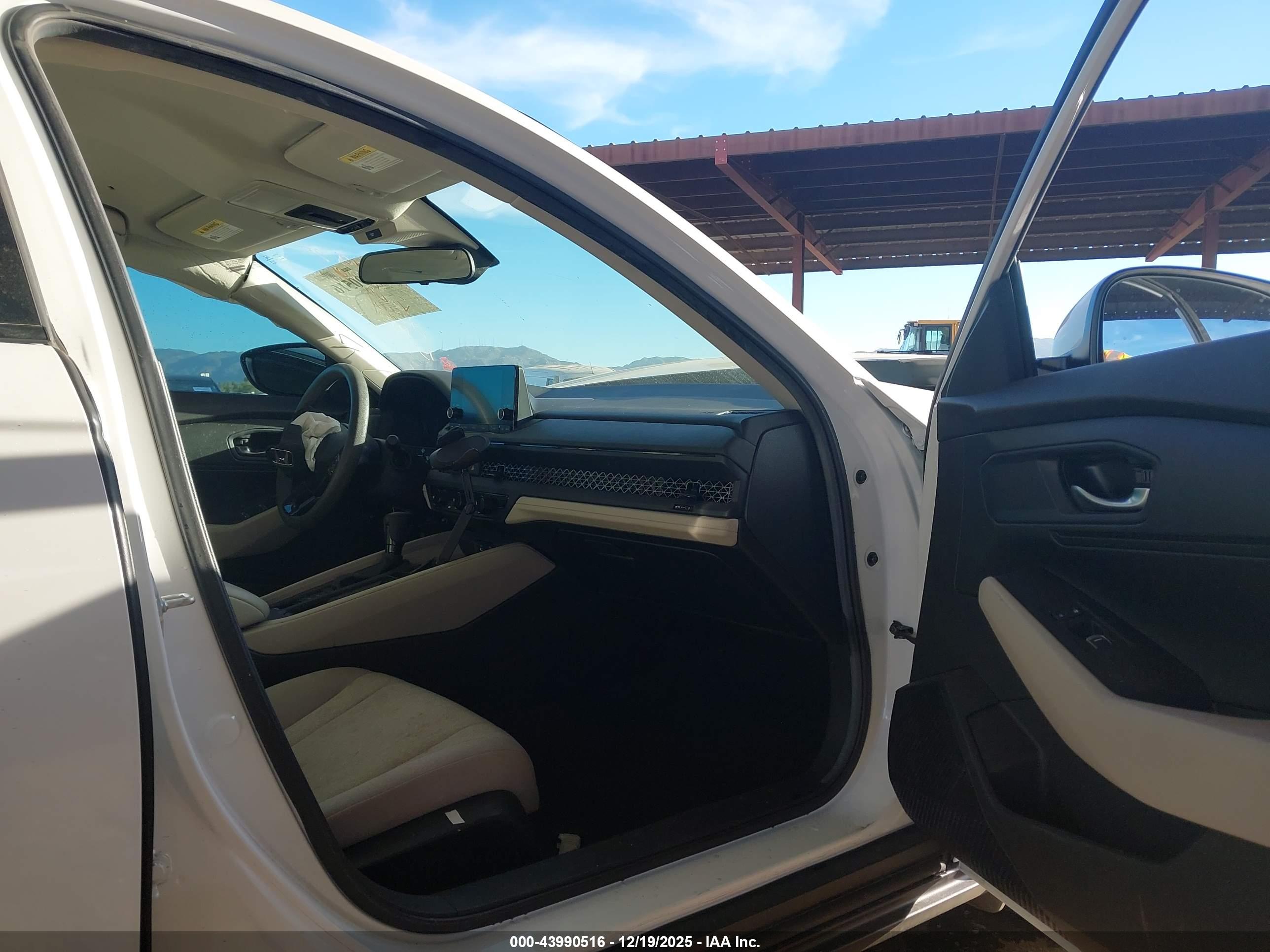 HONDA ACCORD image 5