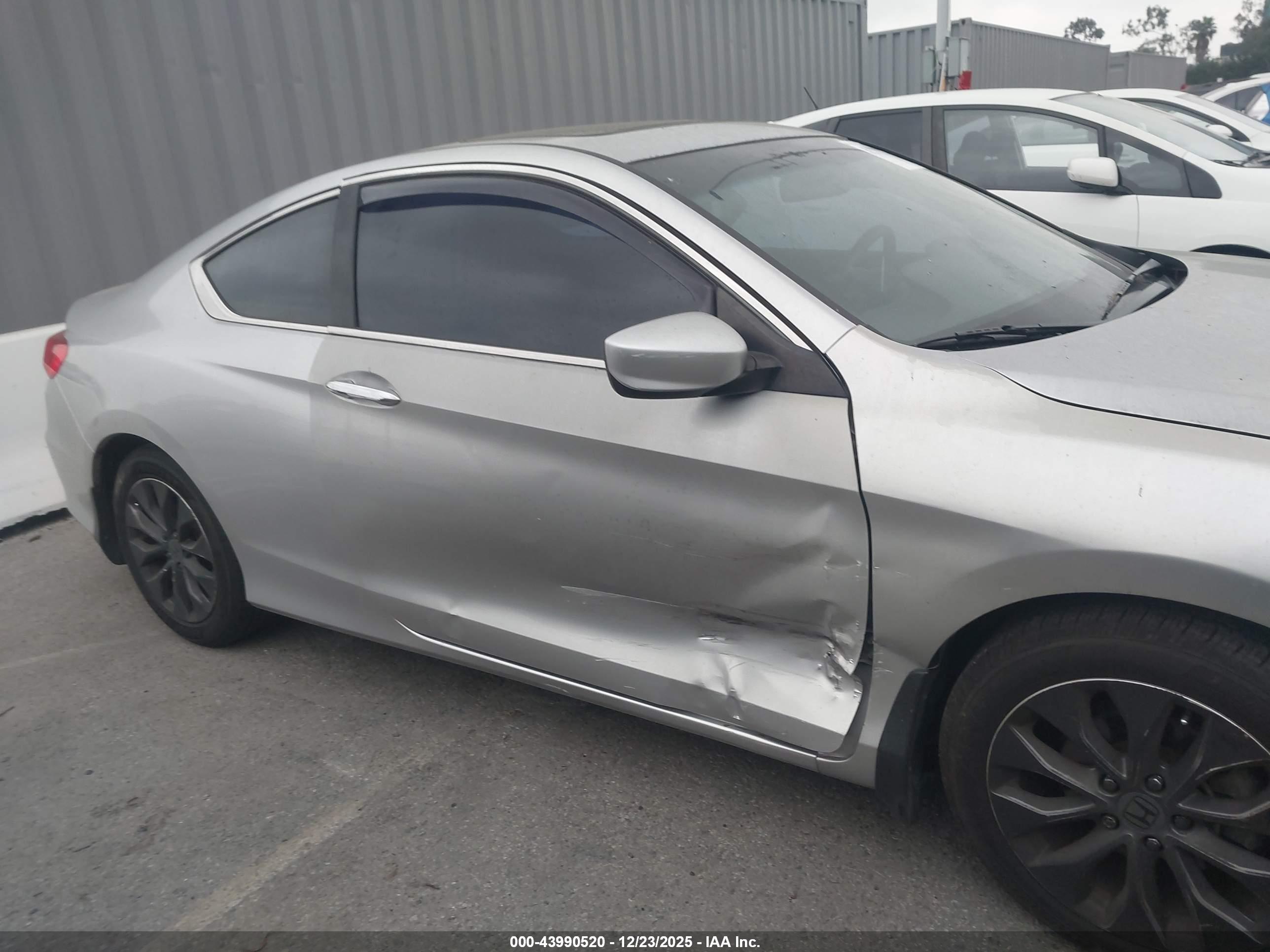 HONDA ACCORD image 6