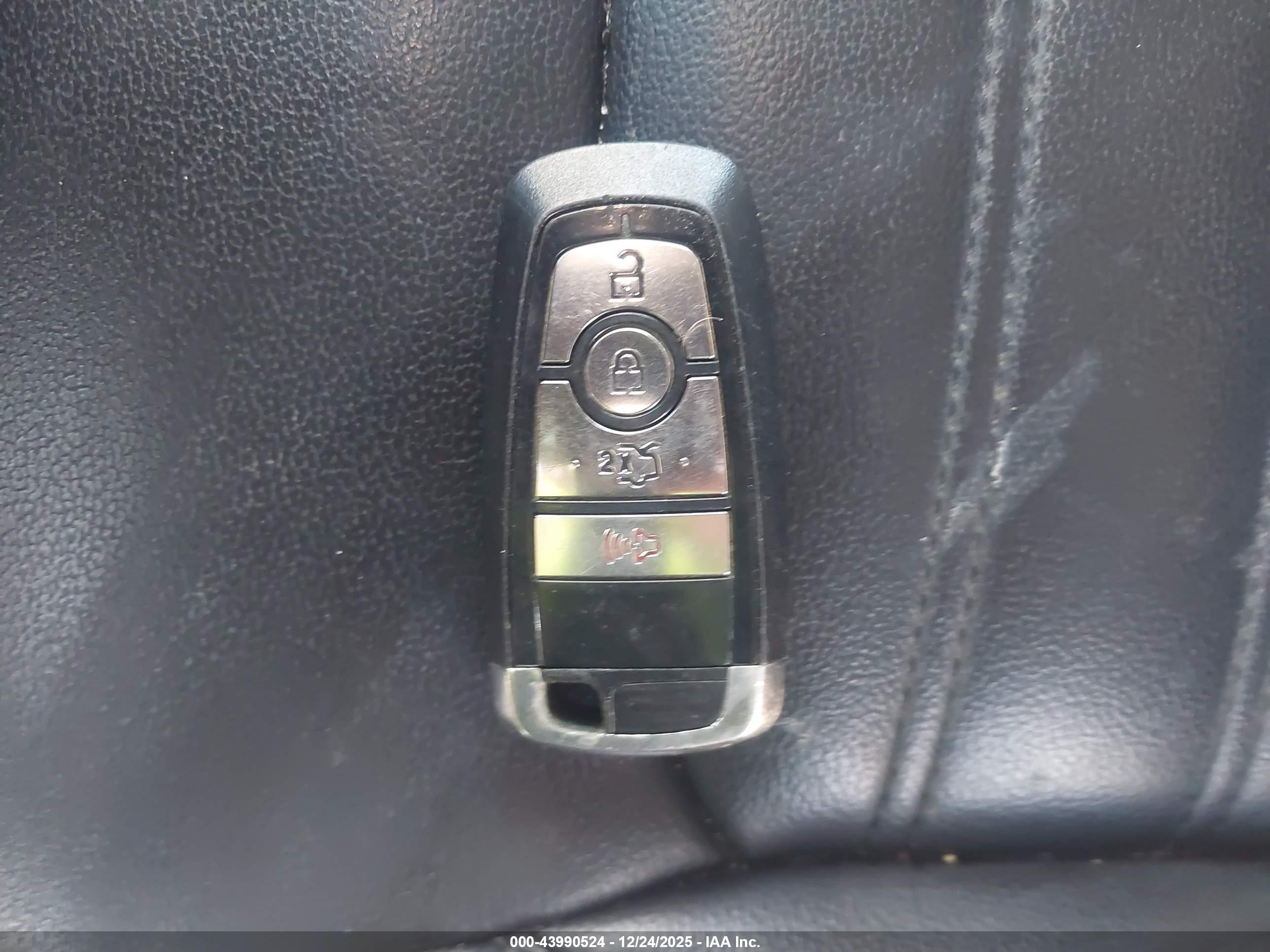 FORD EDGE image 11