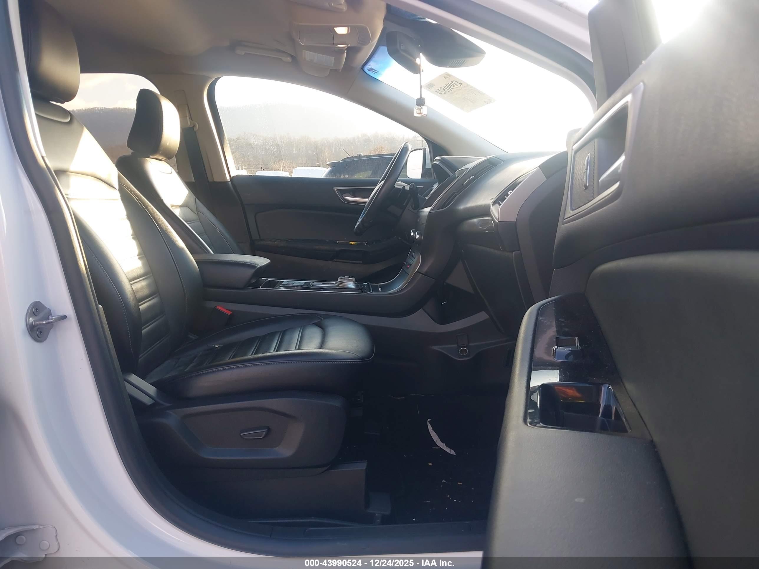 FORD EDGE image 5