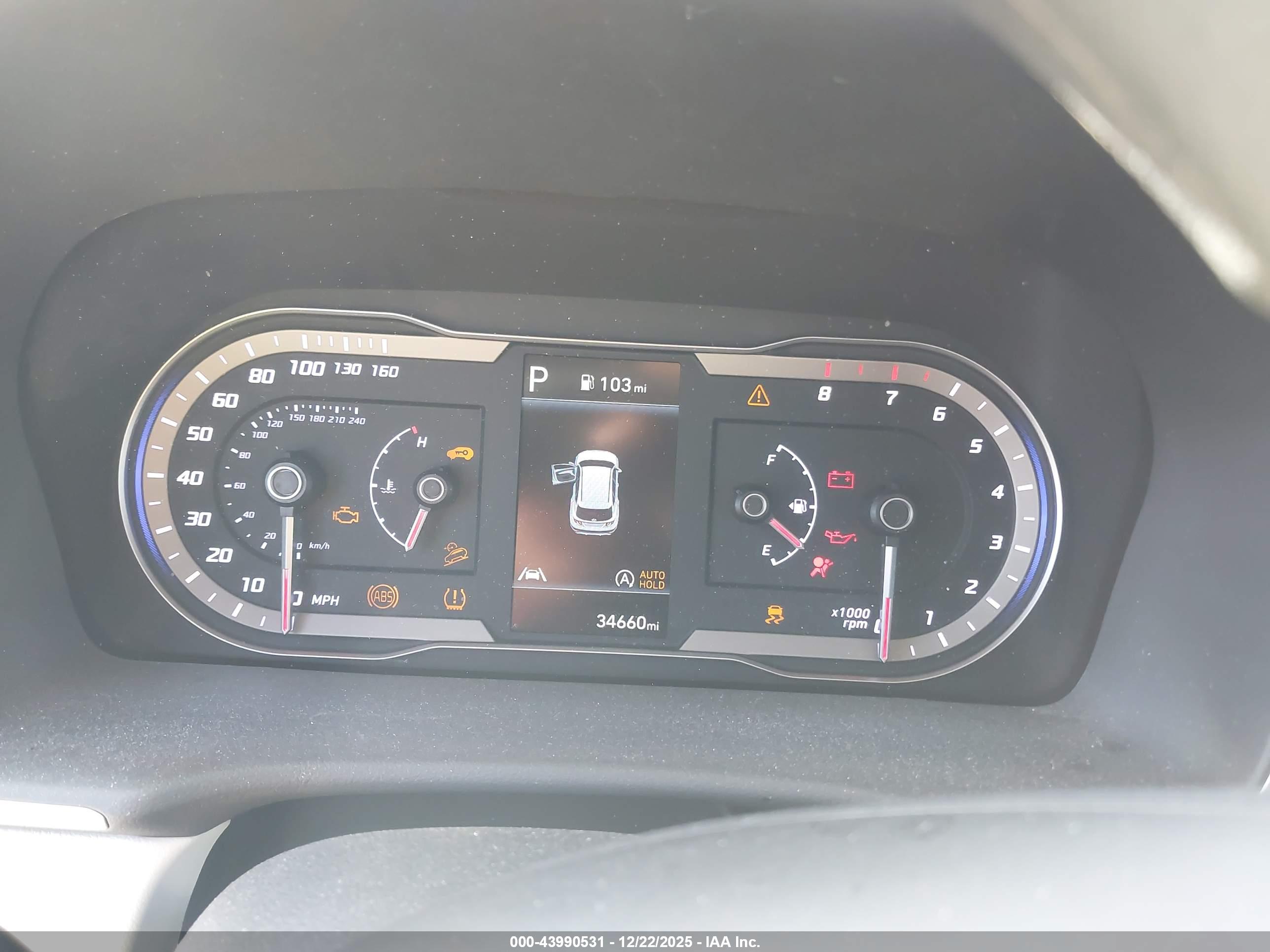 HYUNDAI TUCSON image 7