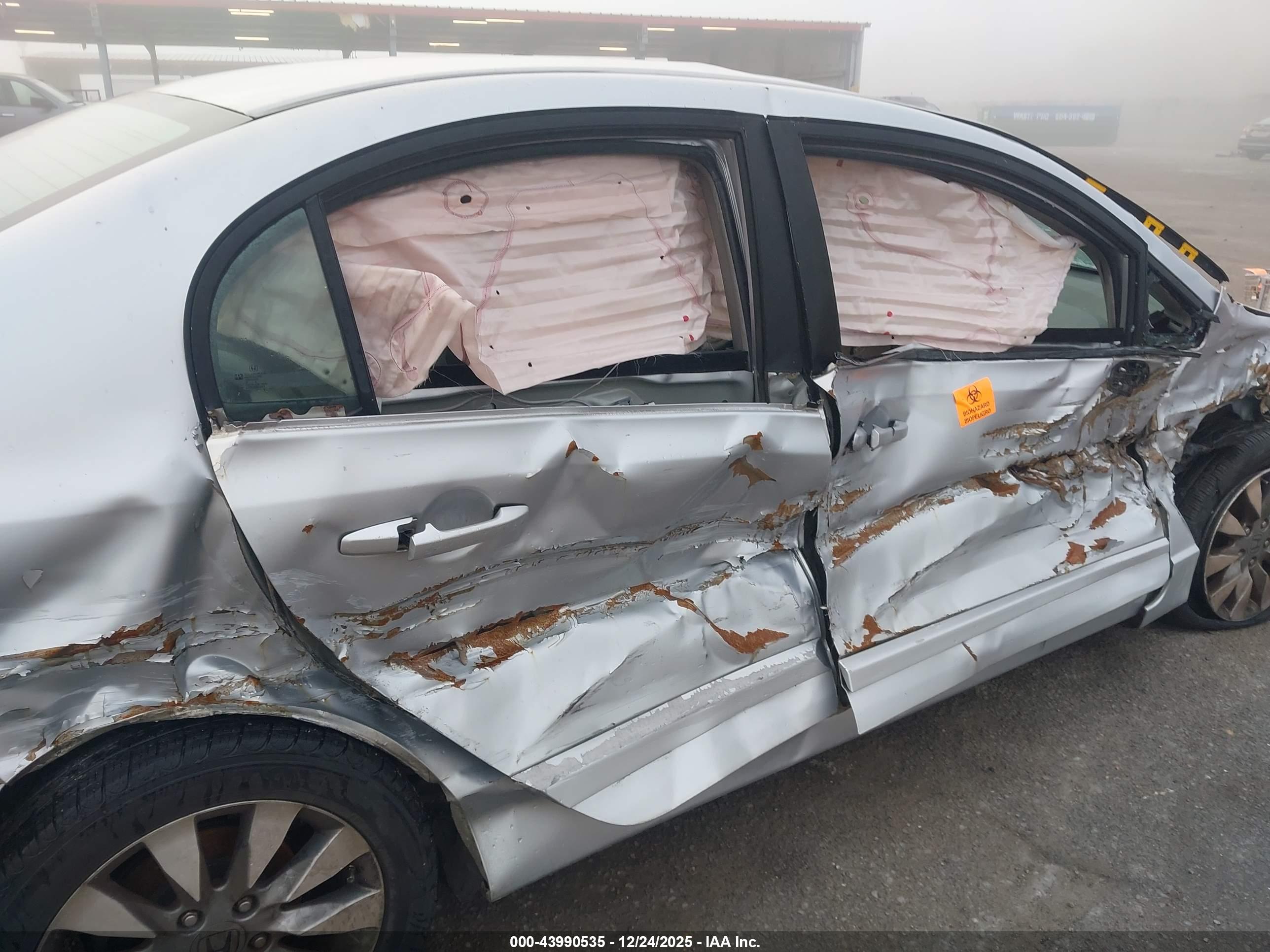 HONDA CIVIC image 6