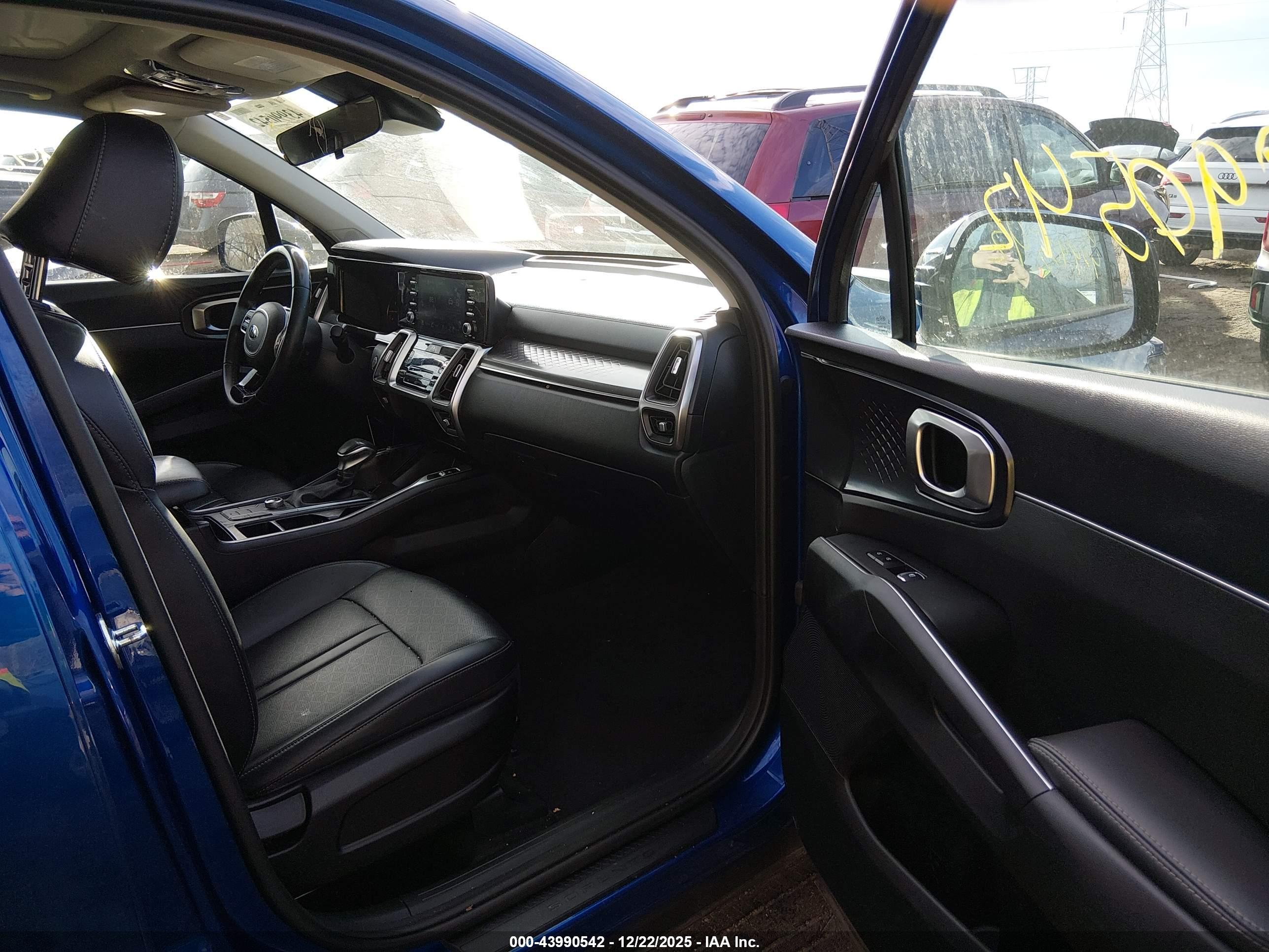 KIA SORENTO image 5