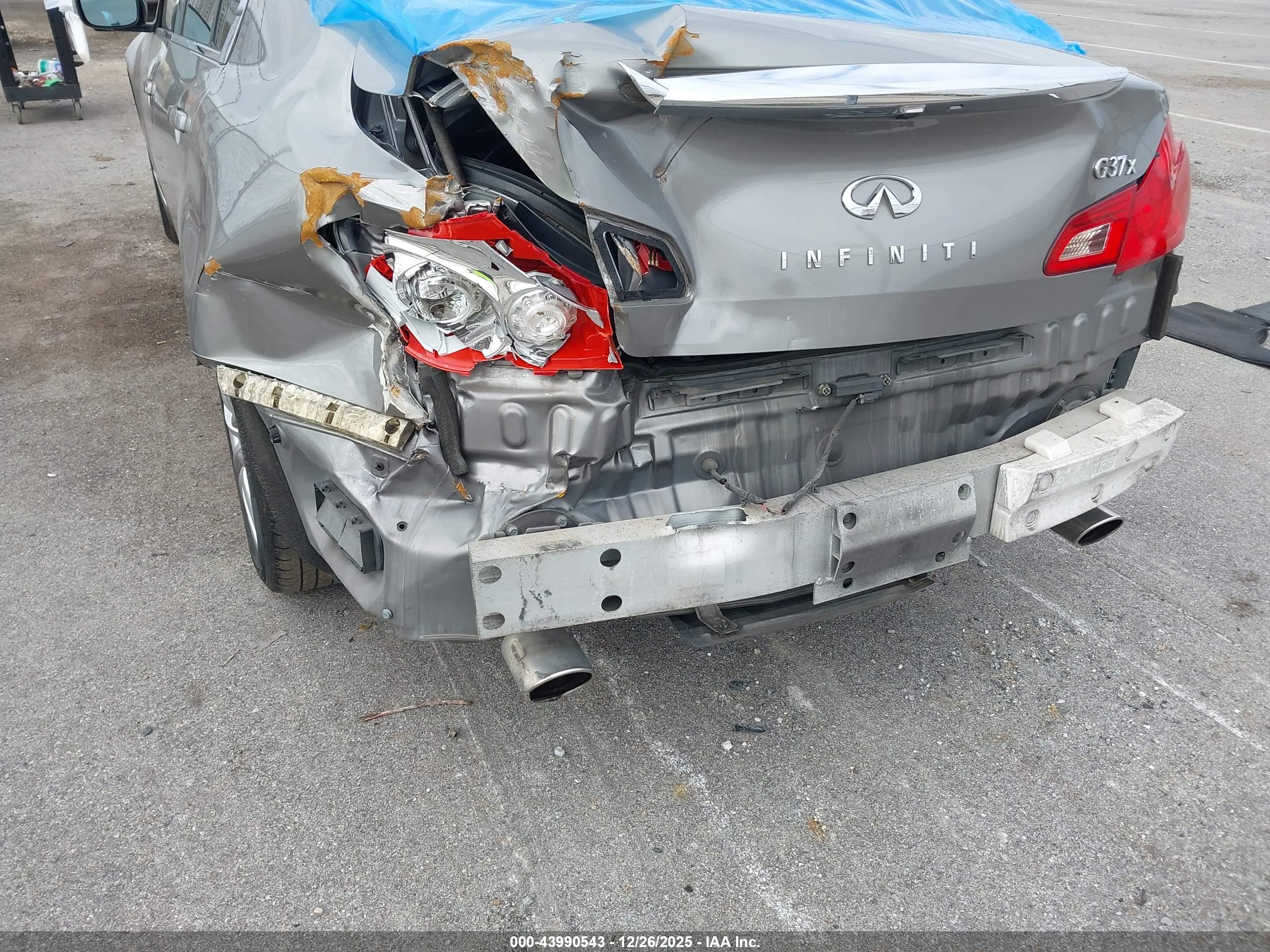 INFINITI G37X image 6