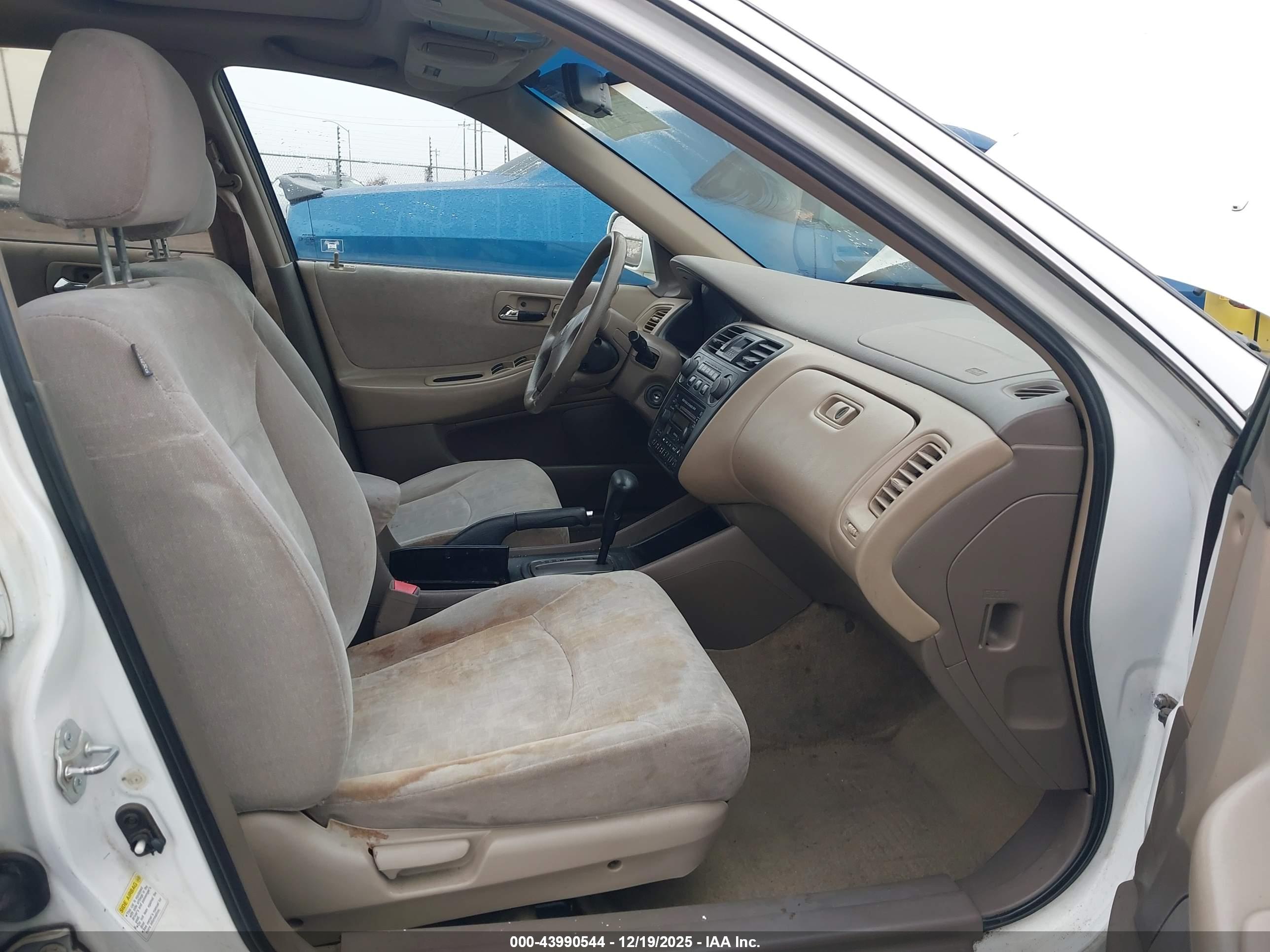 HONDA ACCORD image 5