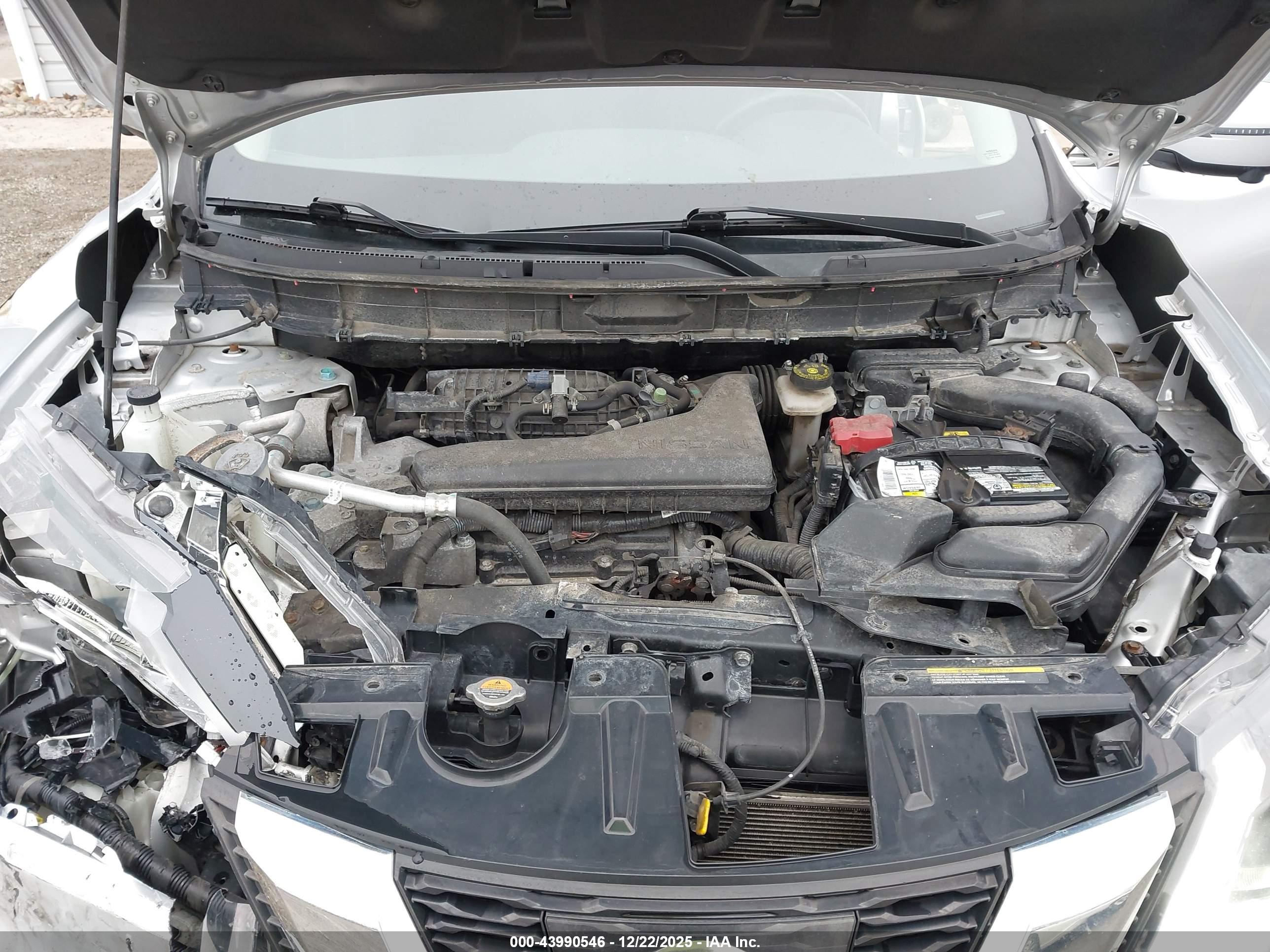 NISSAN ROGUE image 10