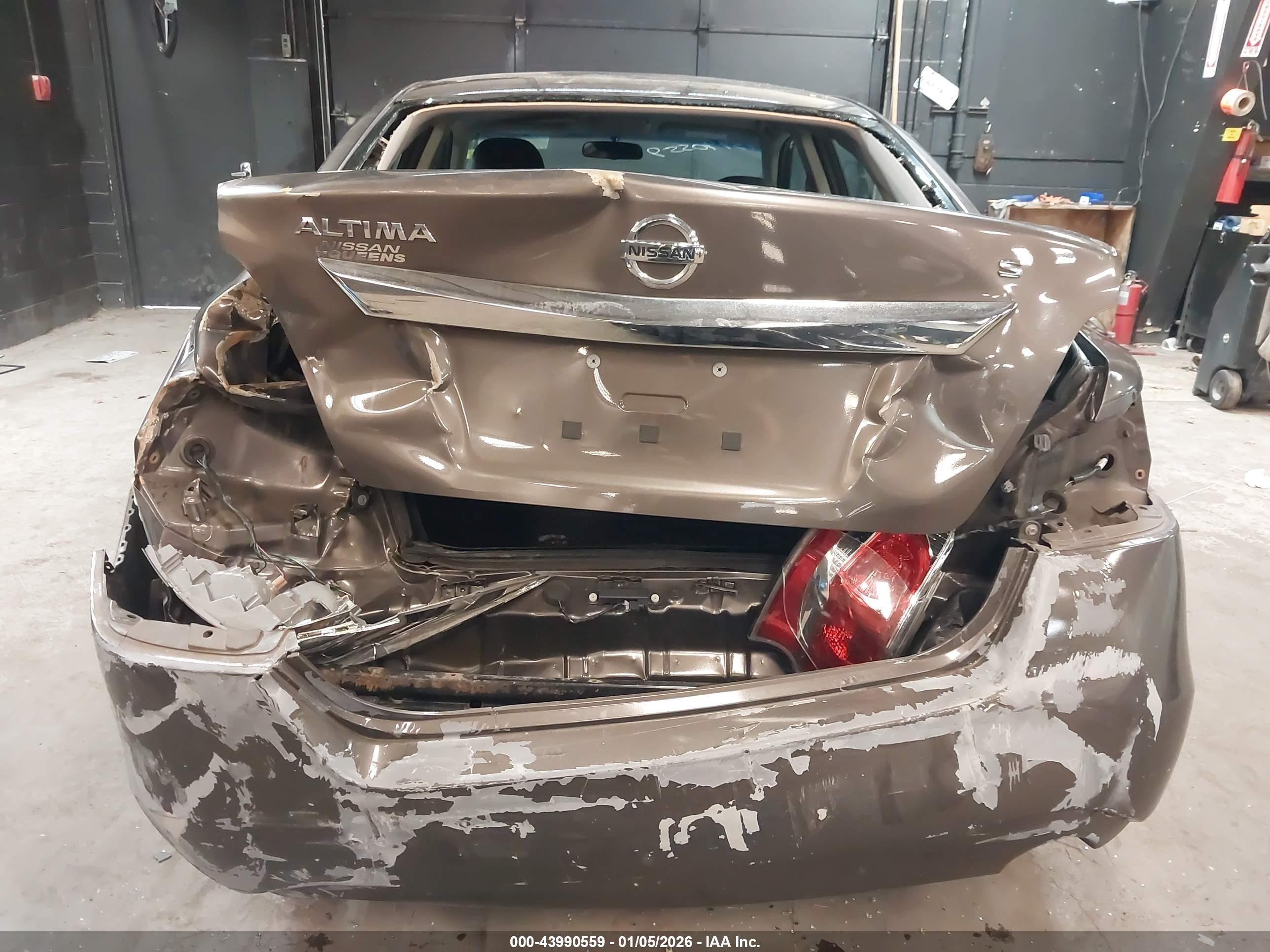 NISSAN ALTIMA image 6