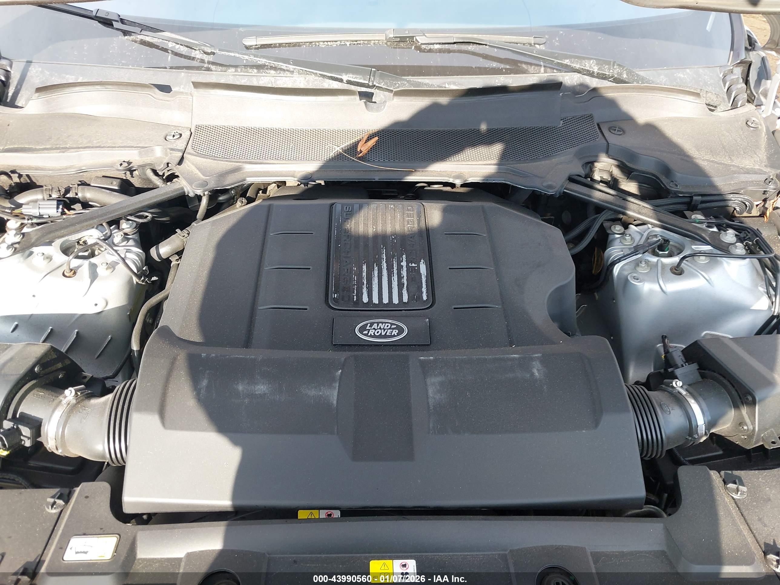 LAND ROVER image 10