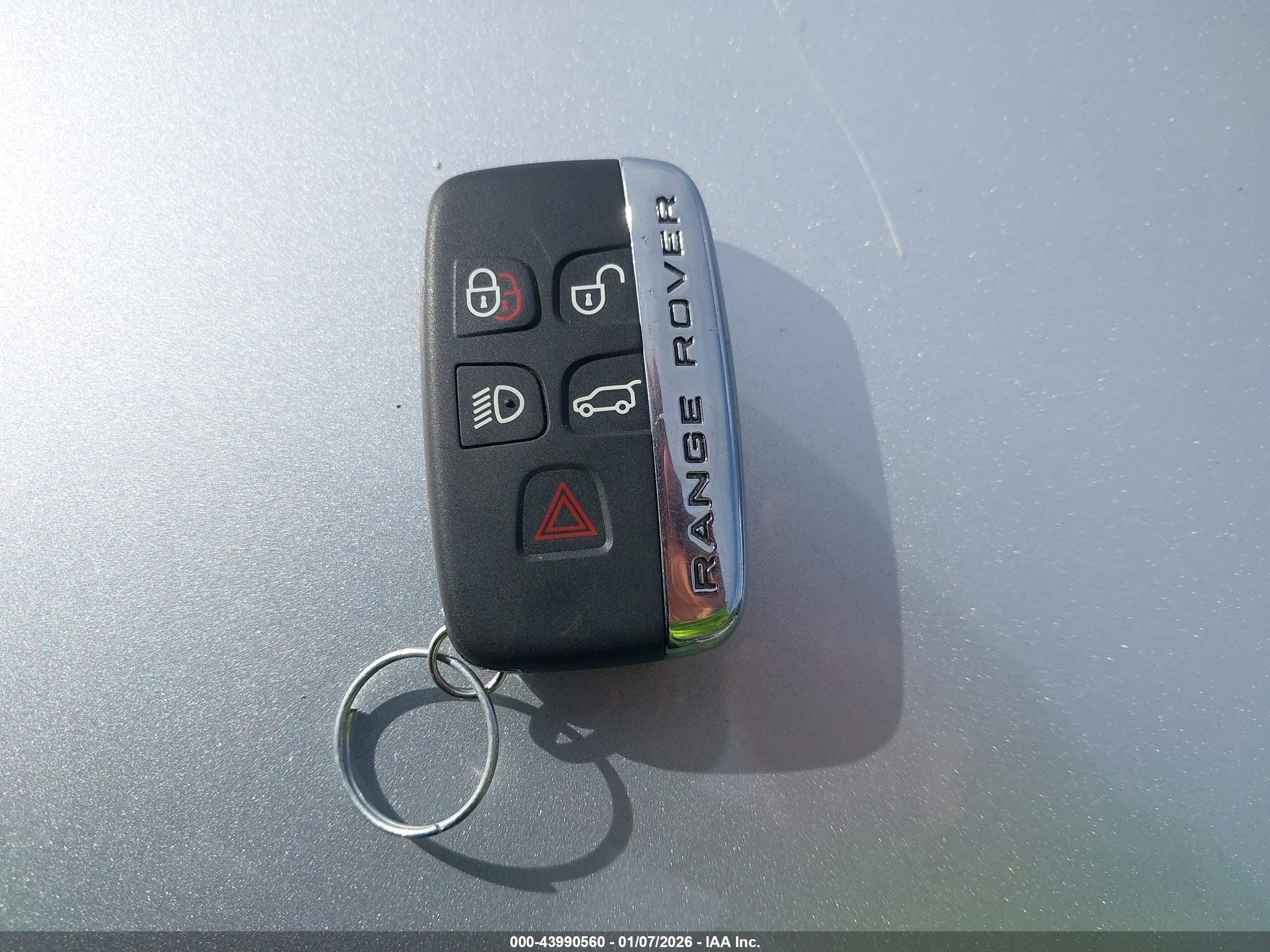 LAND ROVER image 11