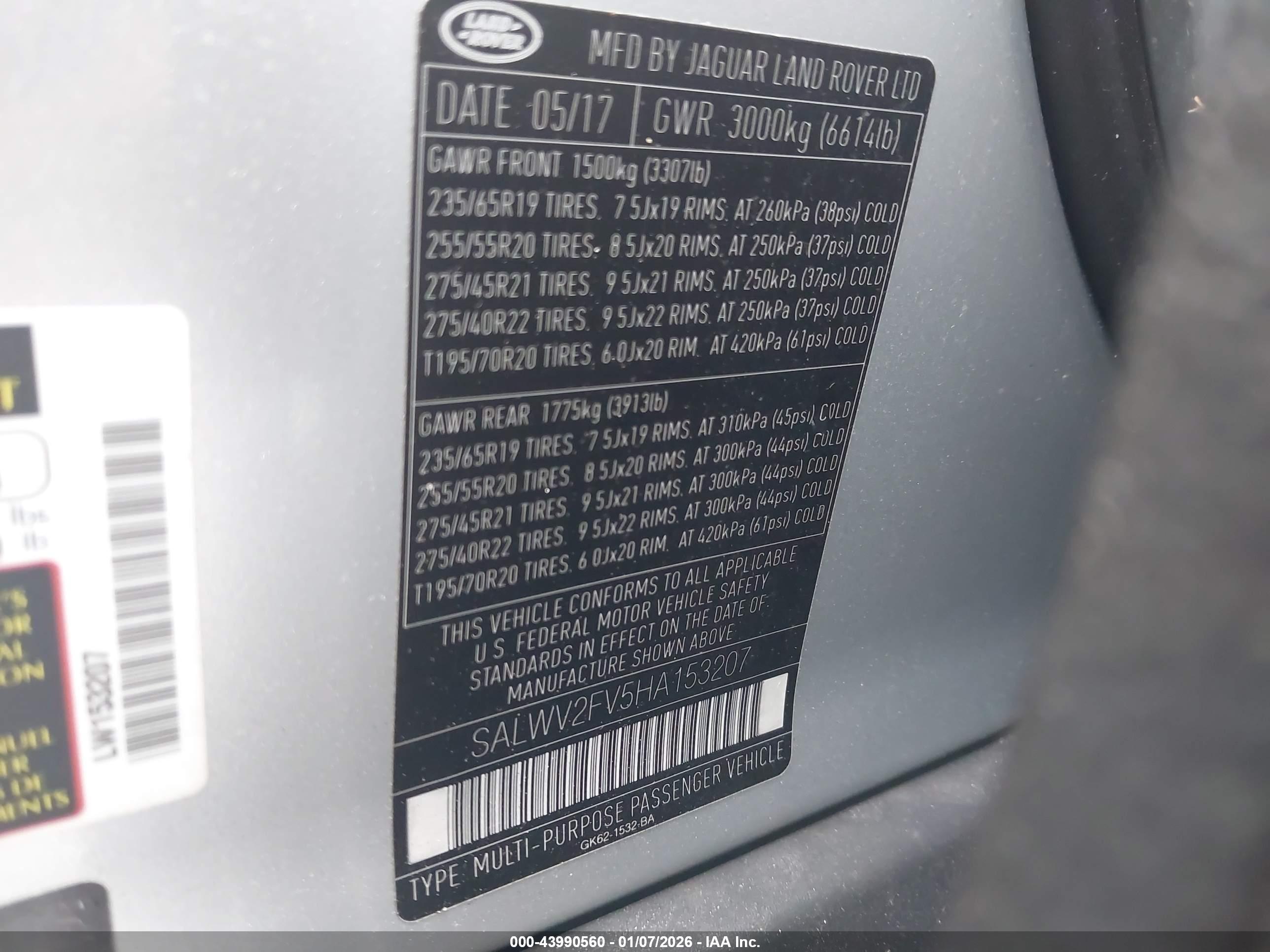 LAND ROVER image 9
