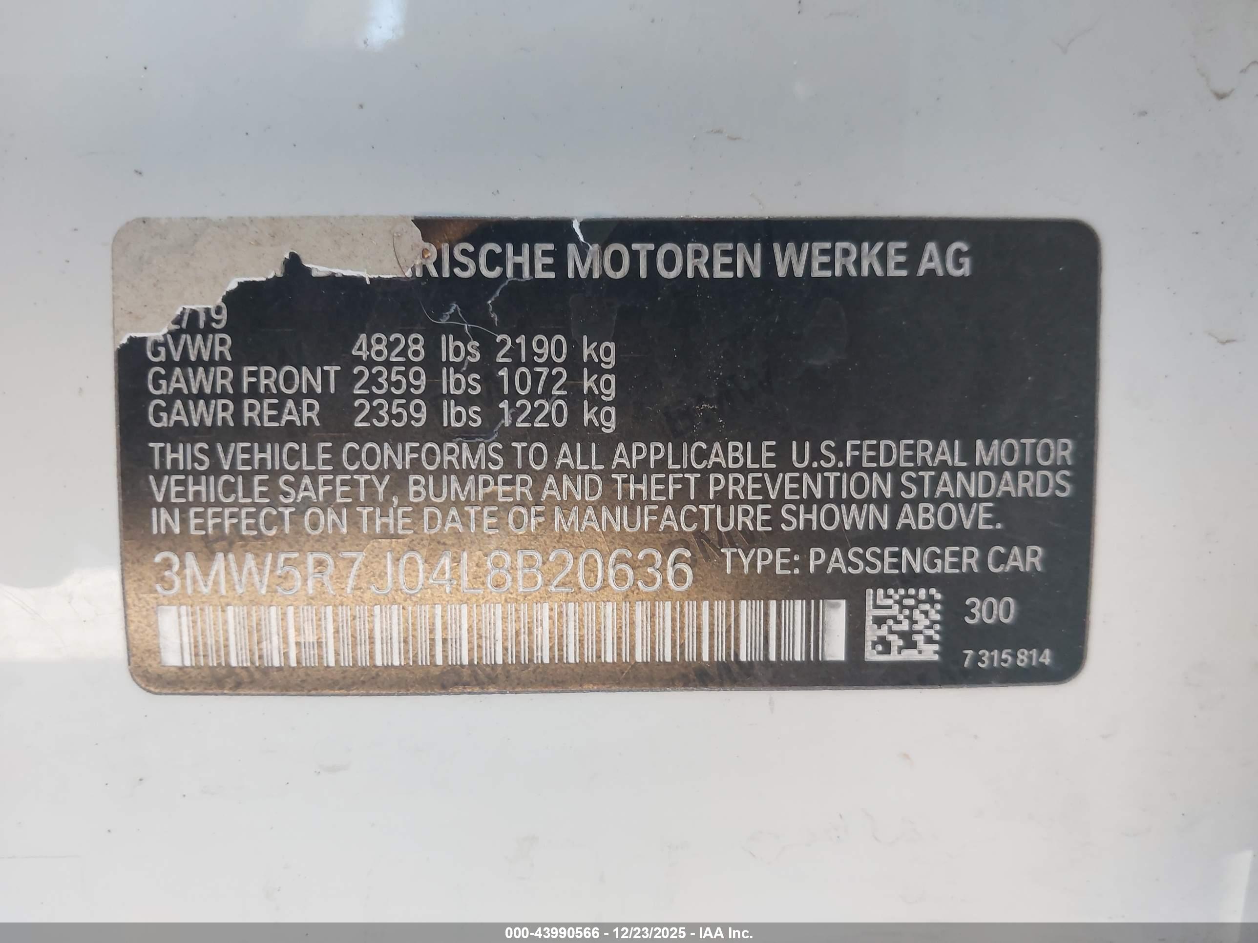 BMW 330I image 9