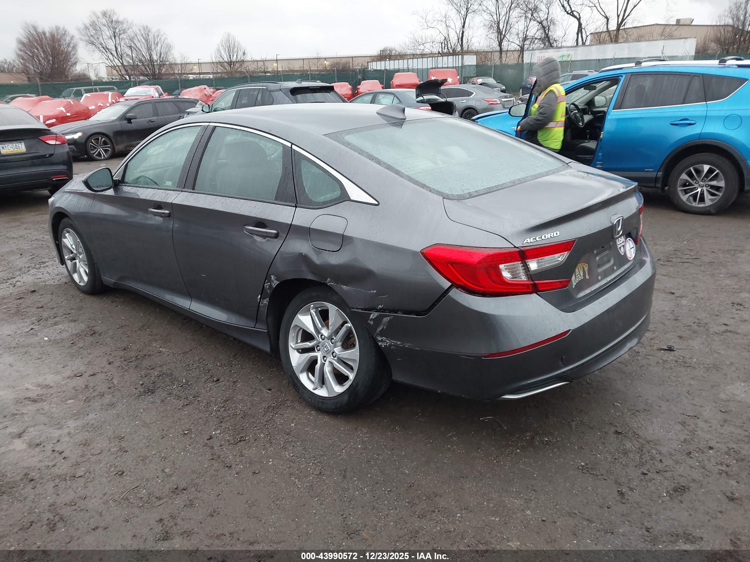 HONDA ACCORD image 3