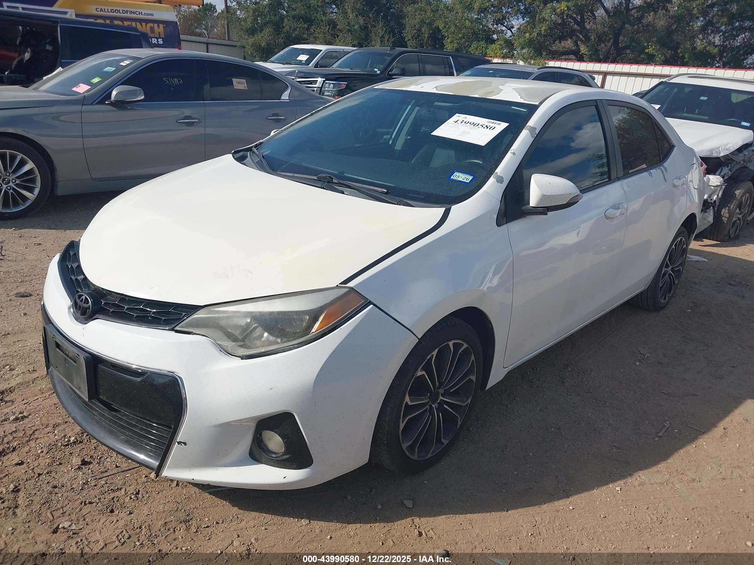 TOYOTA COROLLA image 2
