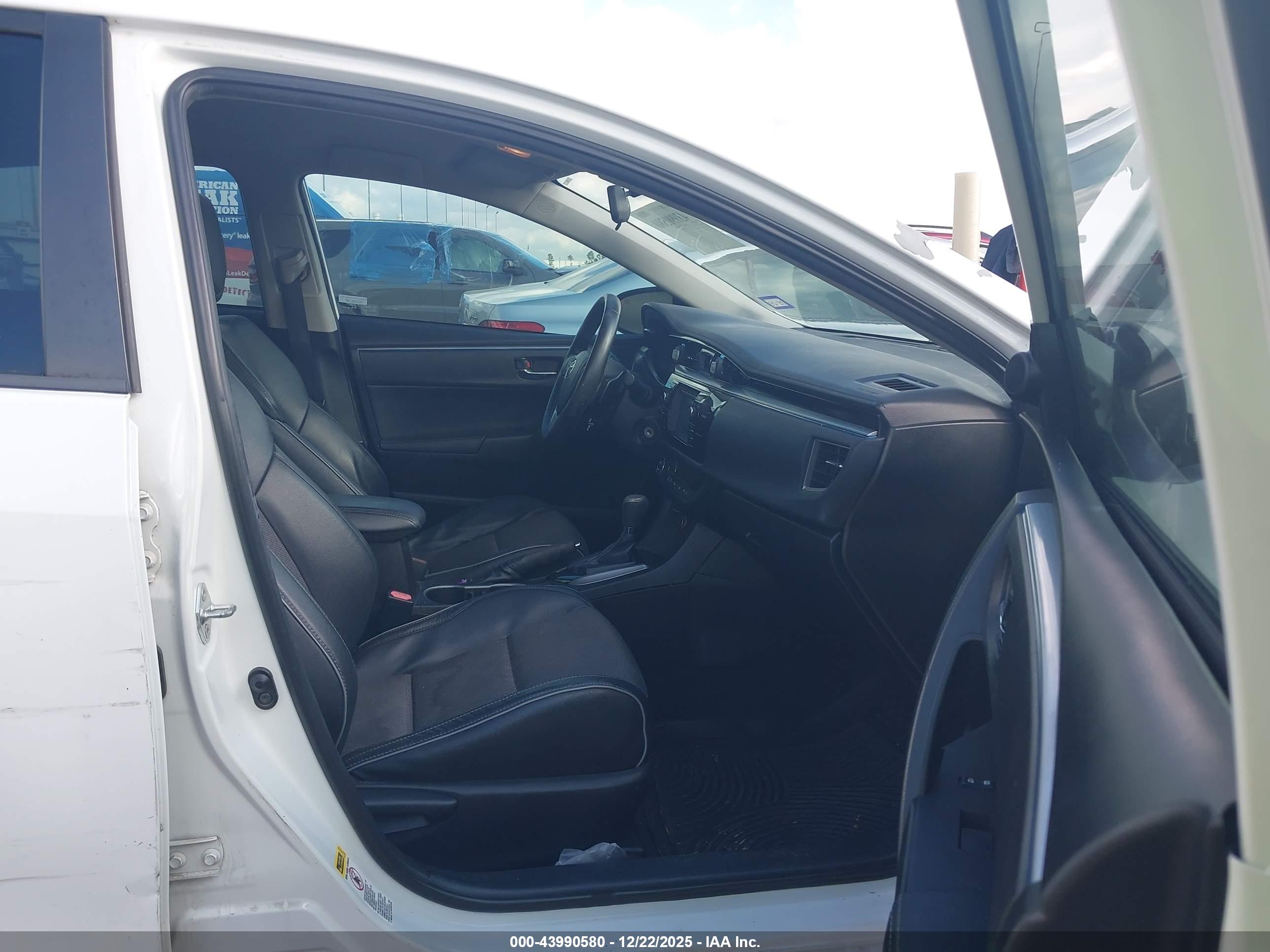 TOYOTA COROLLA image 5