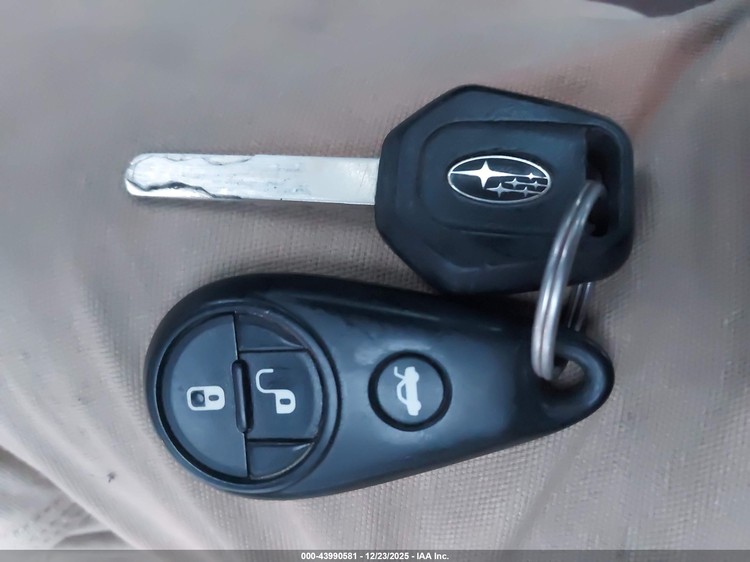 SUBARU FORESTER image 11