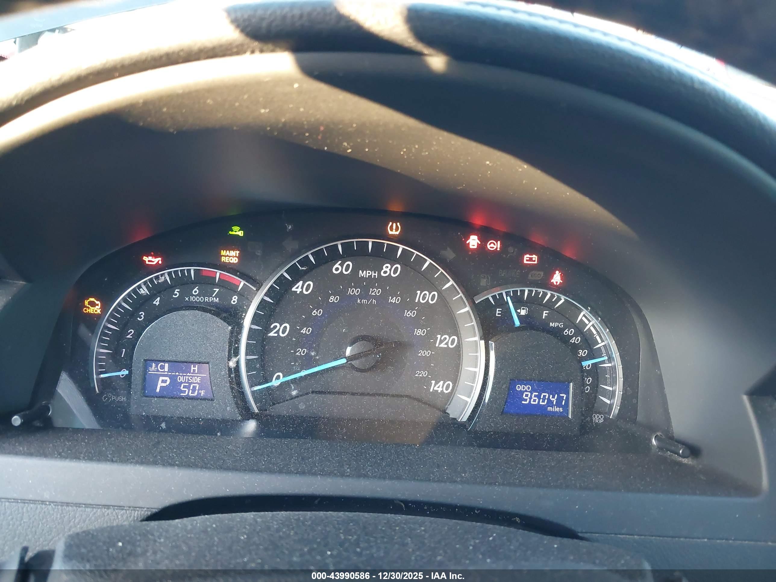 TOYOTA CAMRY image 7