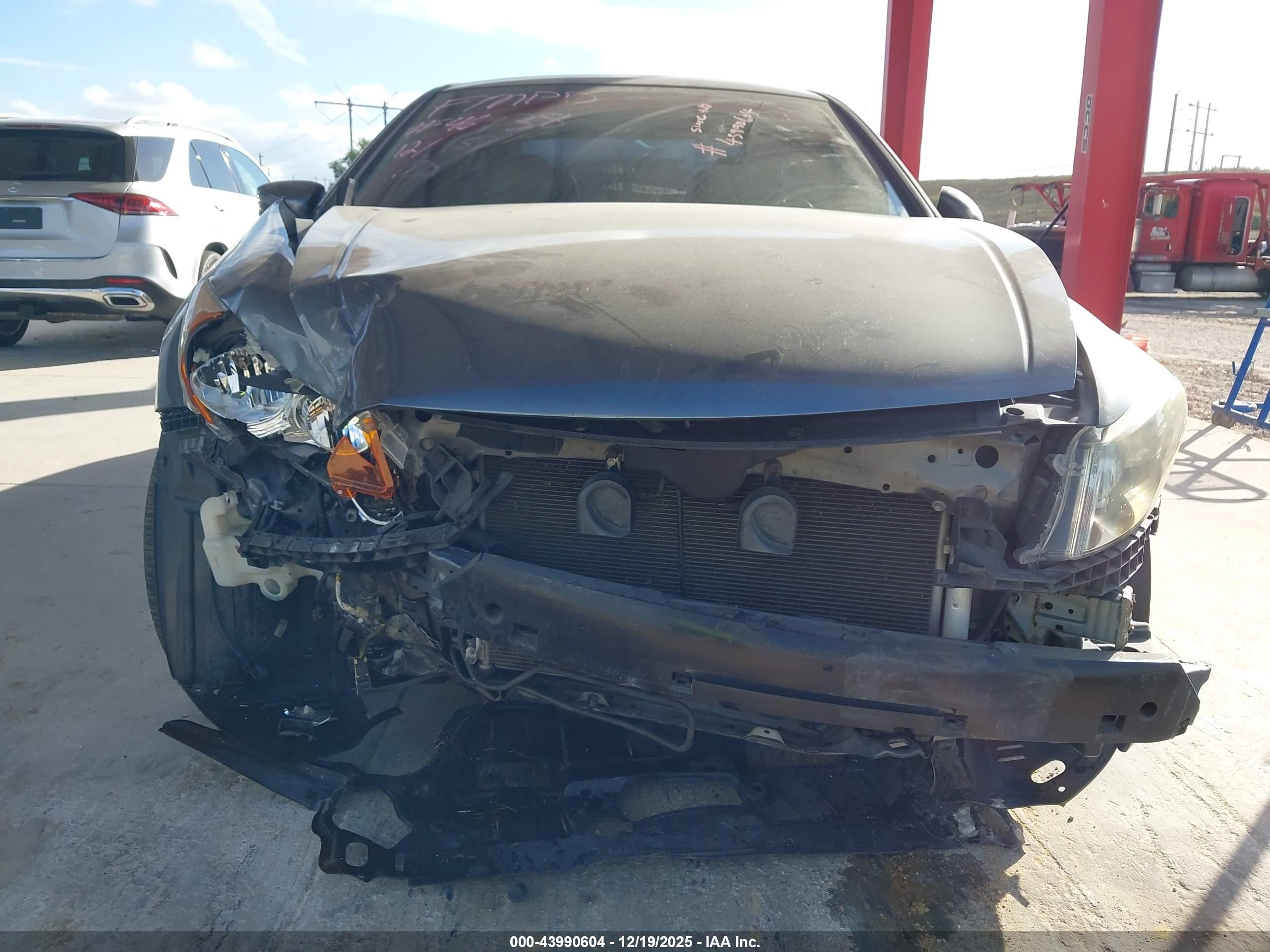 HONDA ACCORD image 6