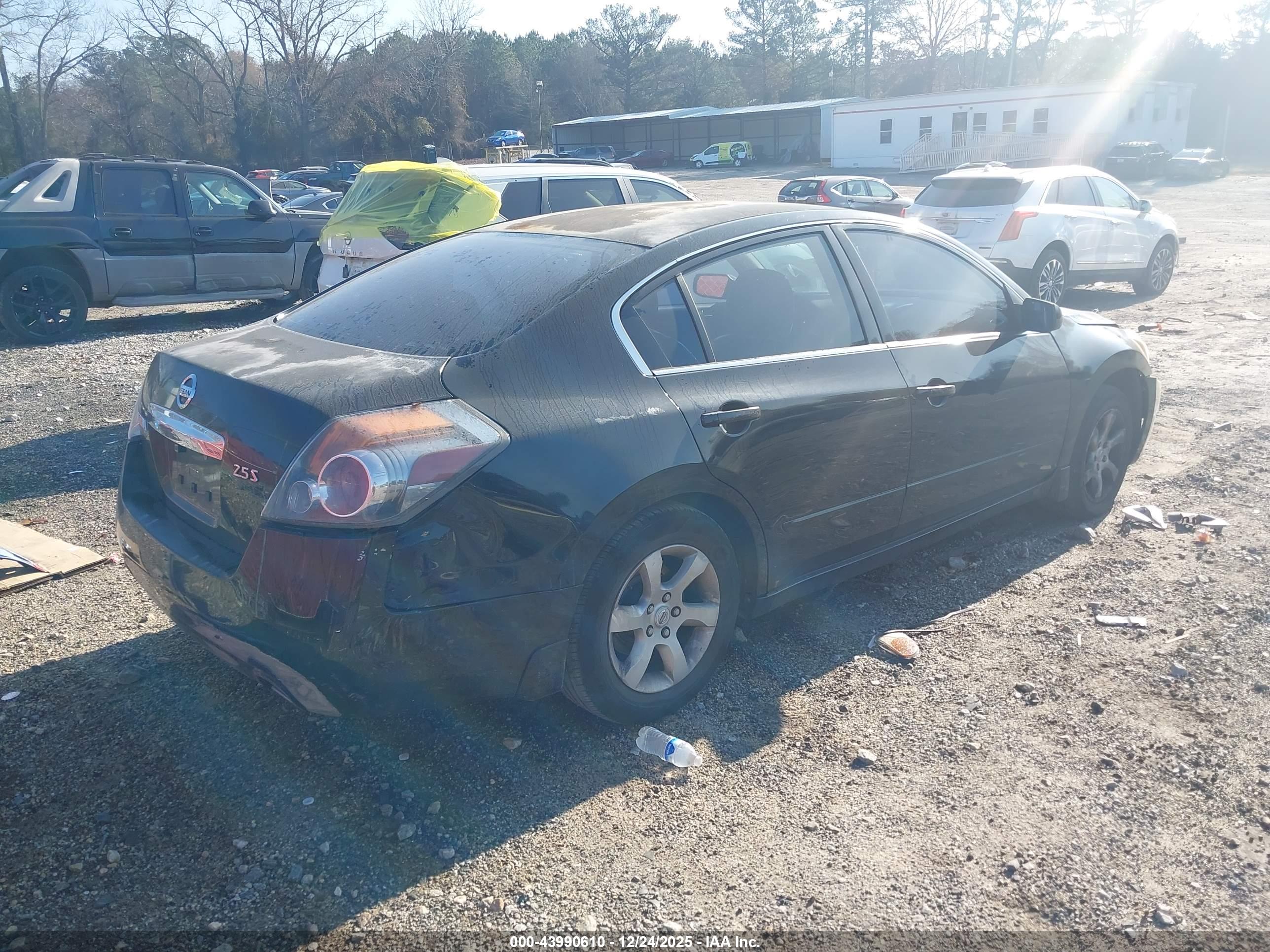 NISSAN ALTIMA image 4