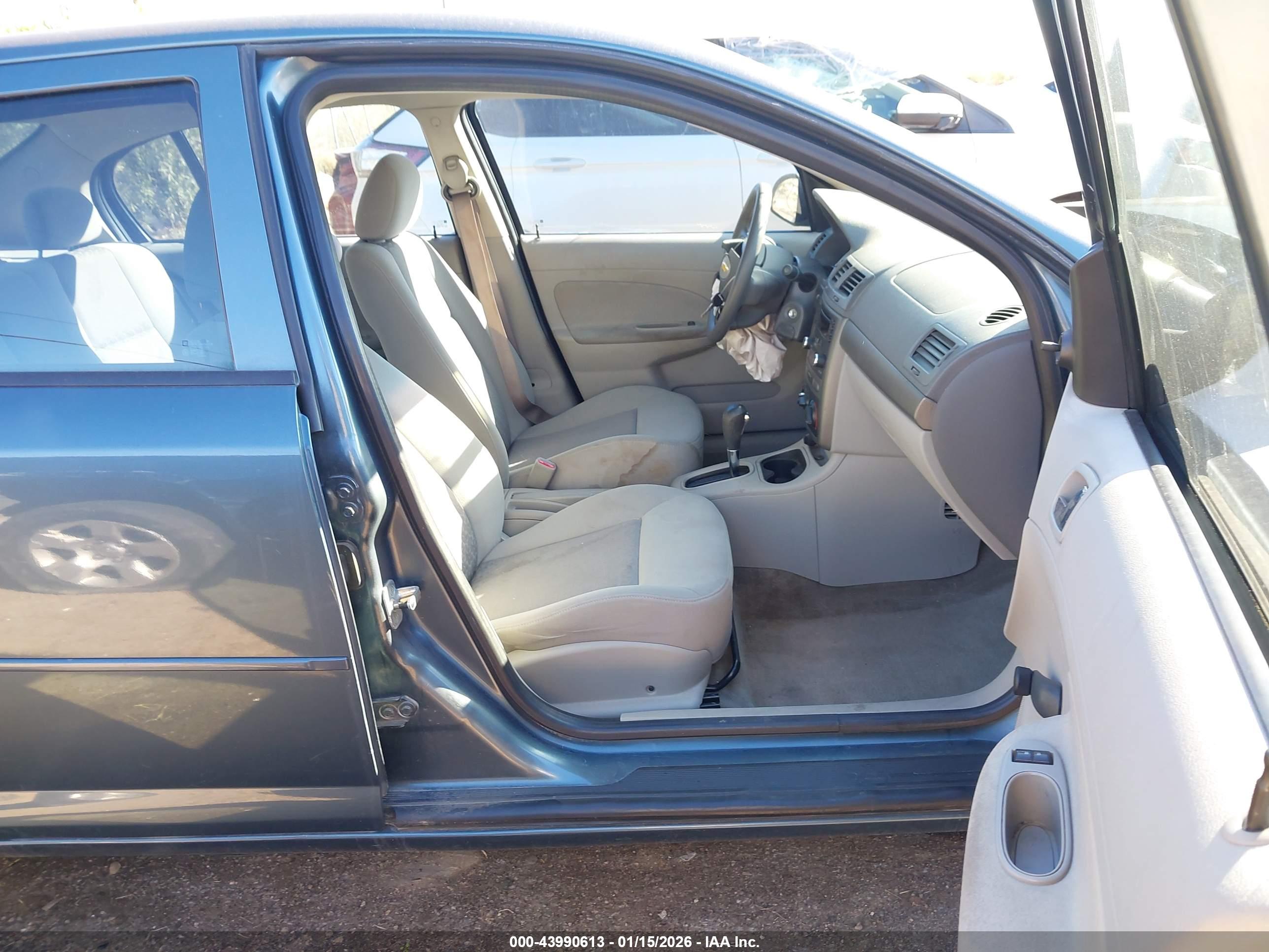 CHEVROLET COBALT image 5