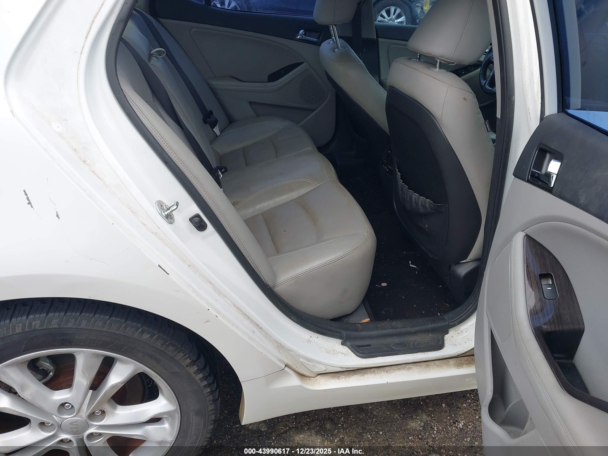 KIA OPTIMA image 8