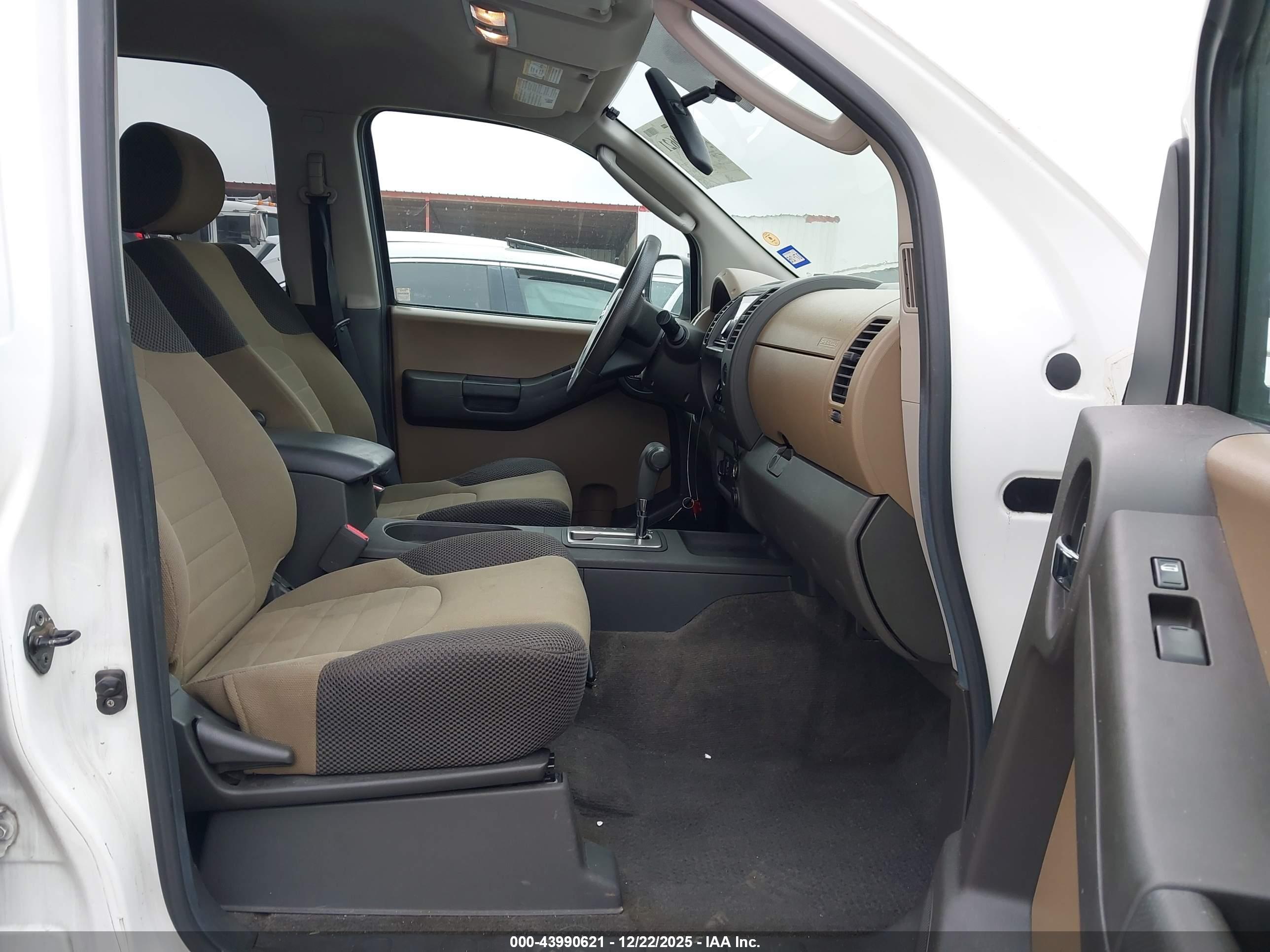 NISSAN XTERRA image 5