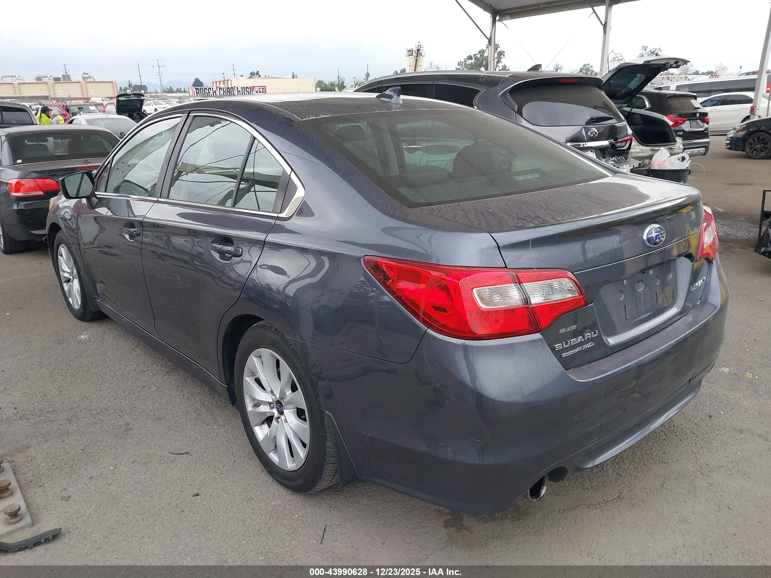 SUBARU LEGACY image 3
