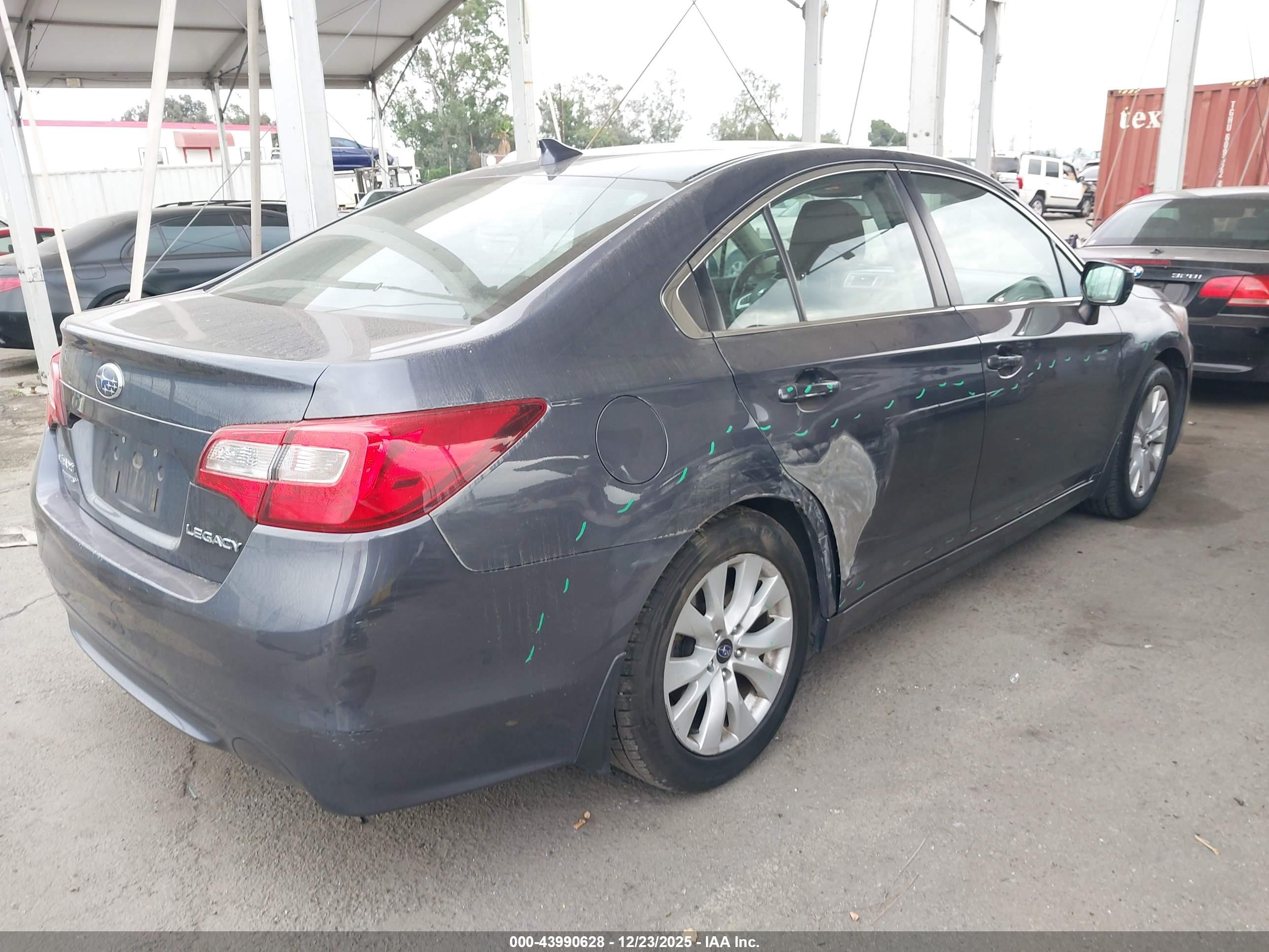 SUBARU LEGACY image 4