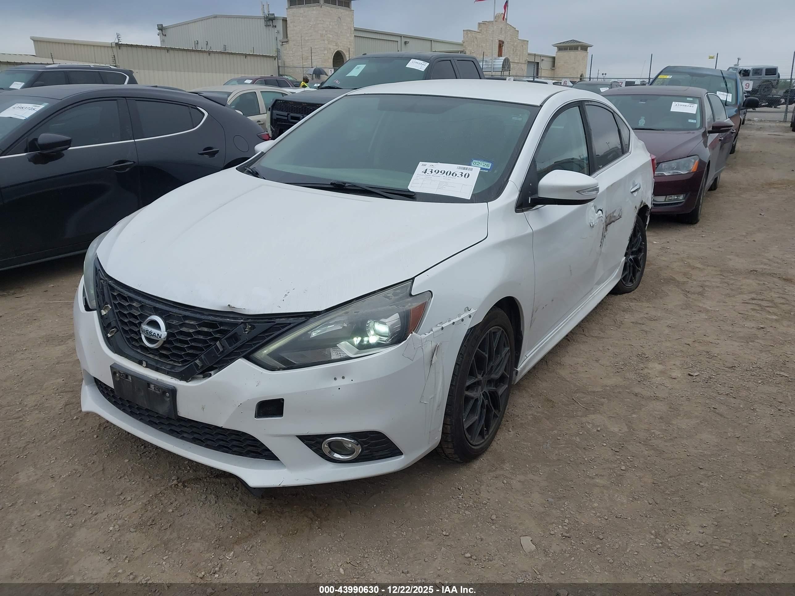 NISSAN SENTRA image 6