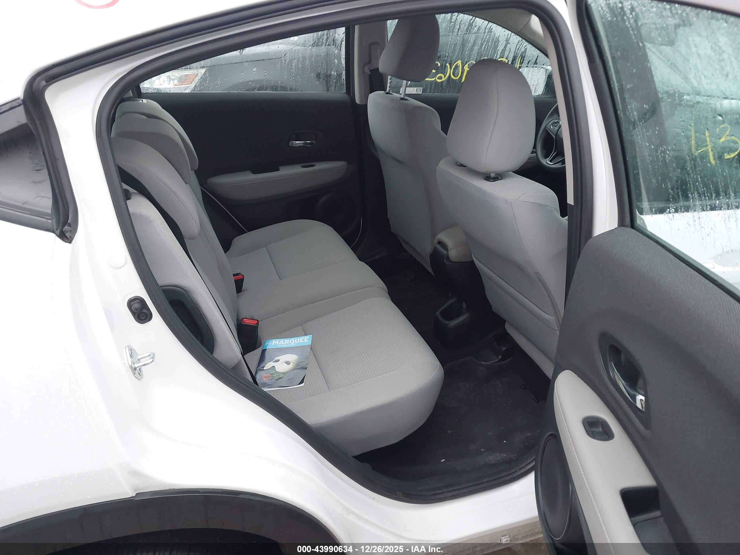 HONDA HR-V image 8
