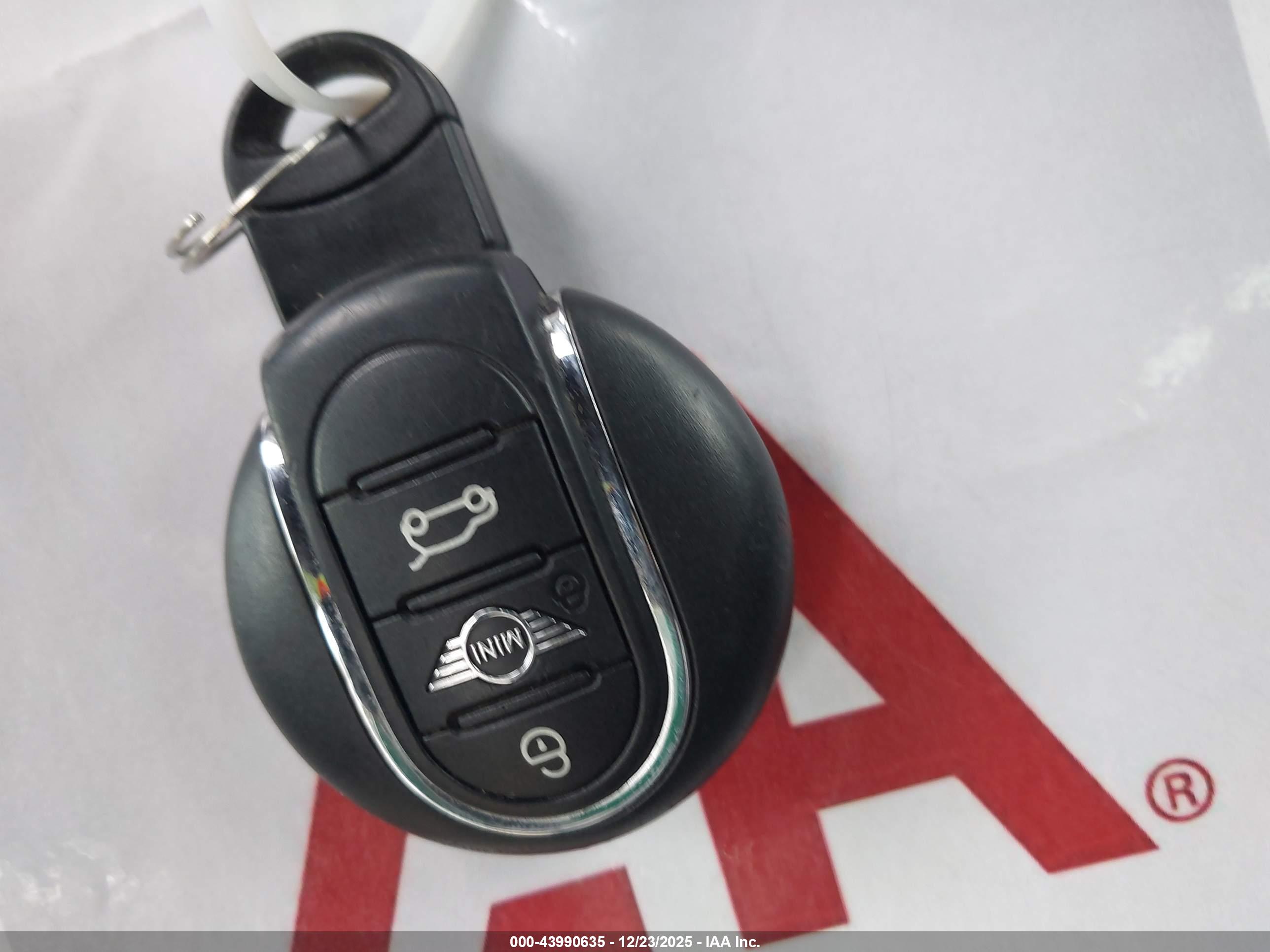 MINI SE image 11
